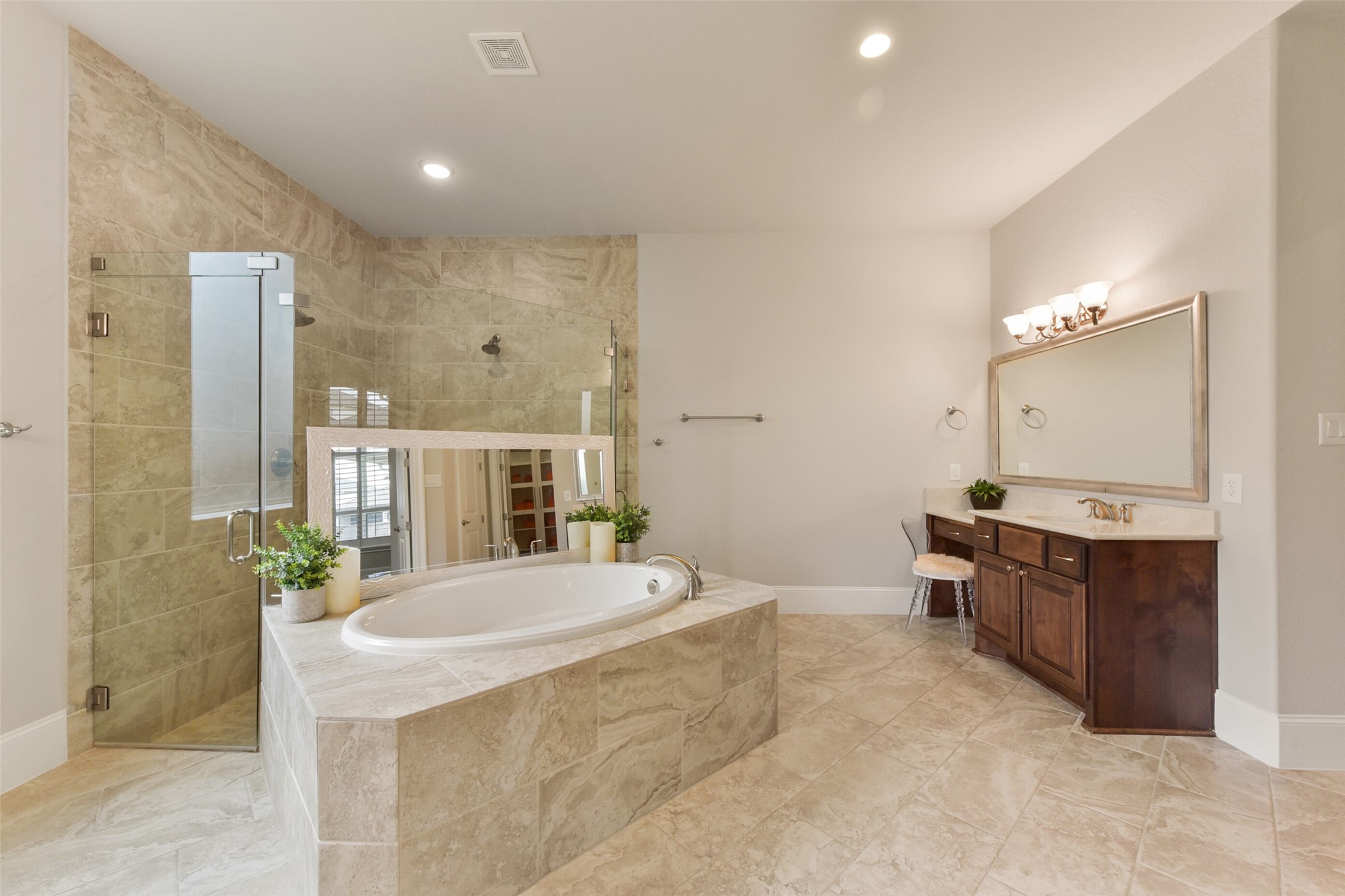 2810 Chester Knoll Court Property Photo 24
