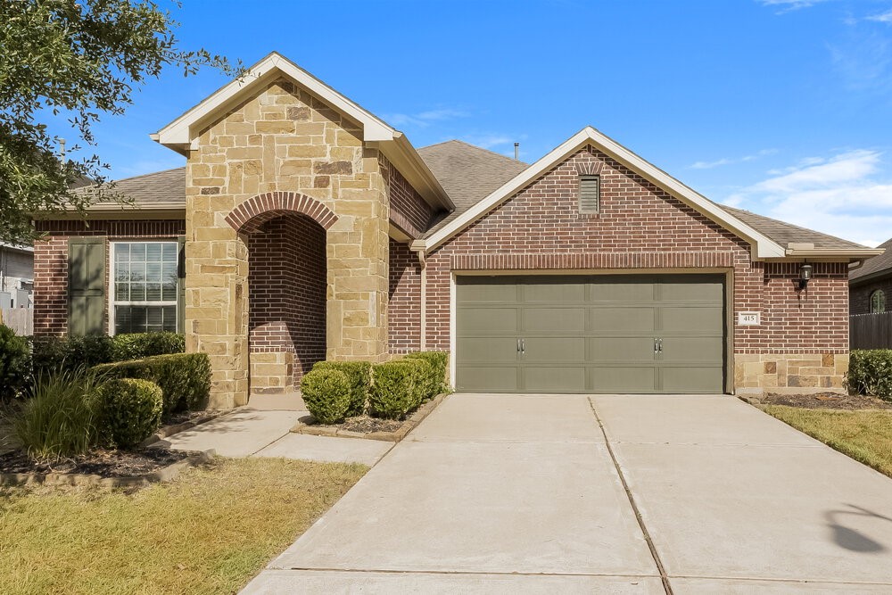415 Rocky Briar Court Property Photo 1