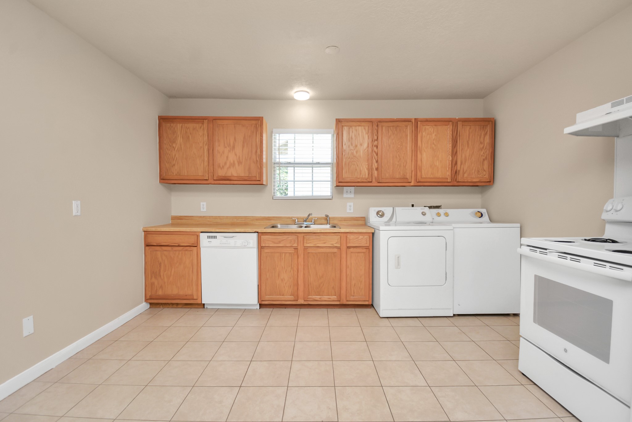 500 W Pitts Avenue 302 Property Photo 13