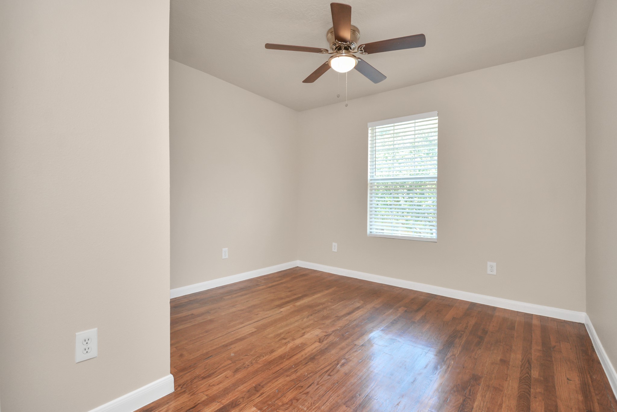 500 W Pitts Avenue 302 Property Photo 14