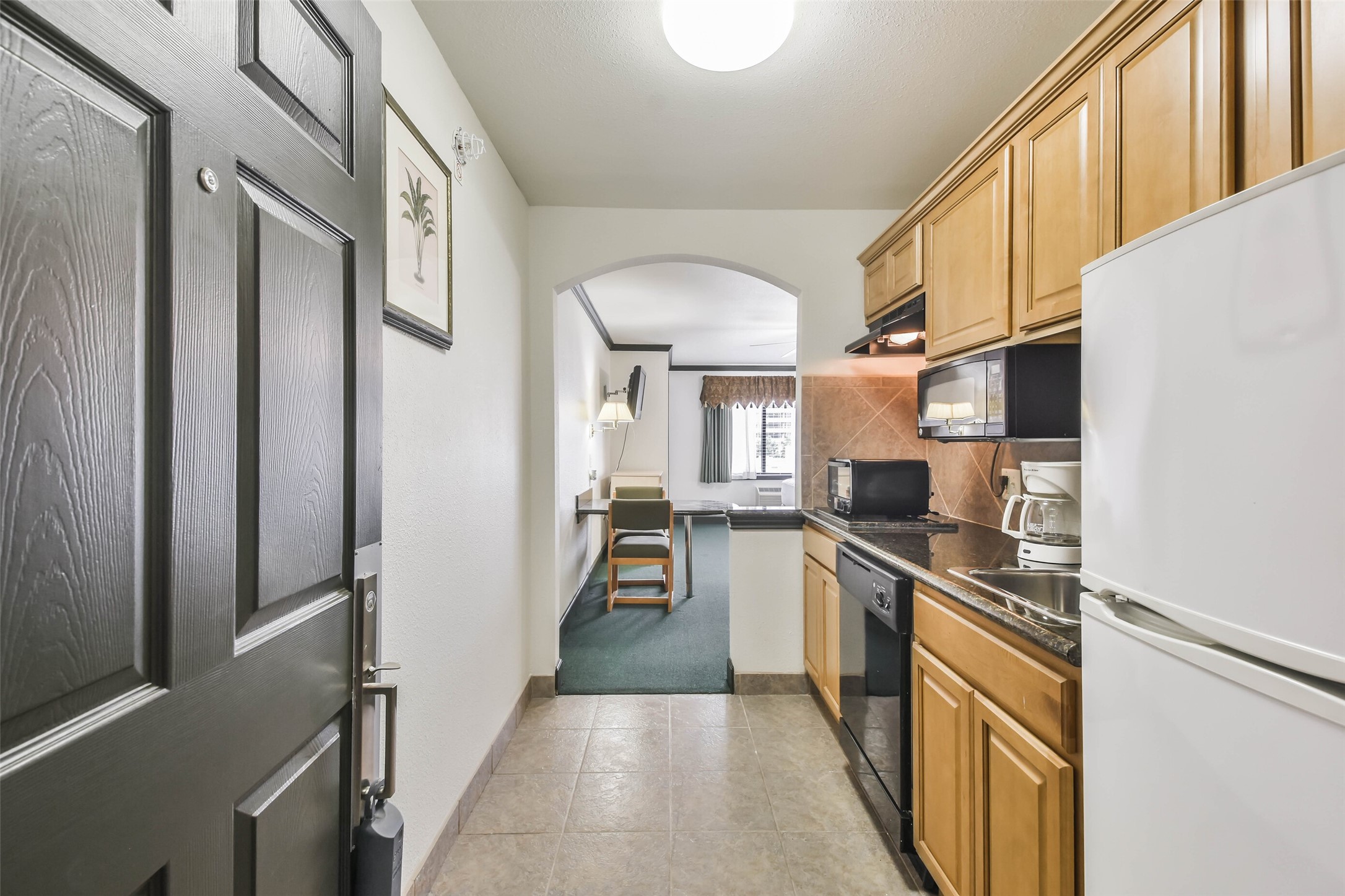 1025 Swanson Street 308 Property Photo 7