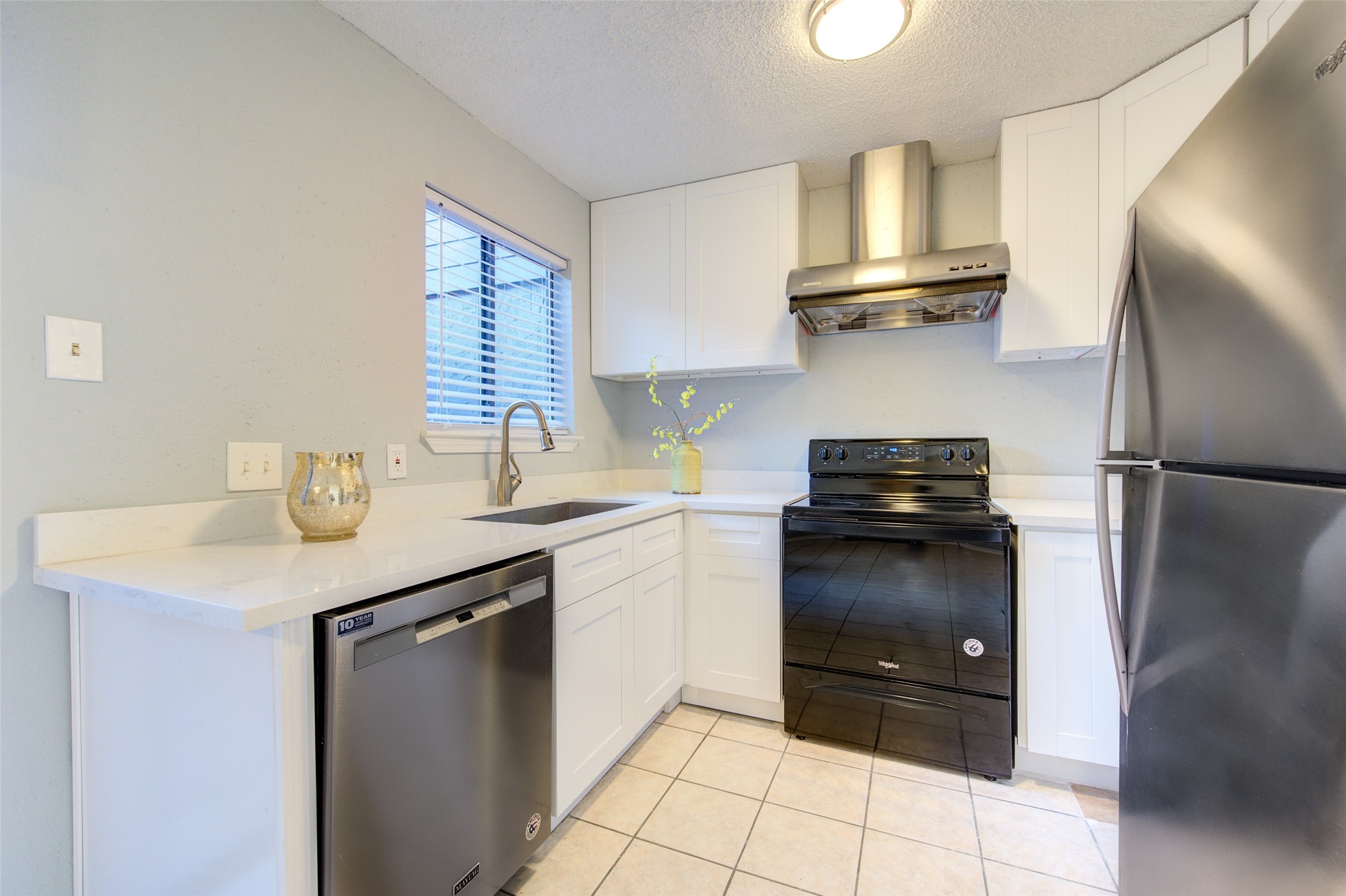 1620 Good Day Drive Property Photo 12