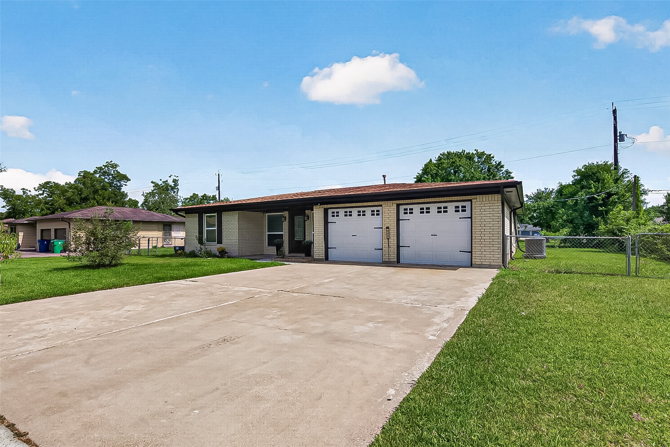 237 Burkett Street Property Photo 43