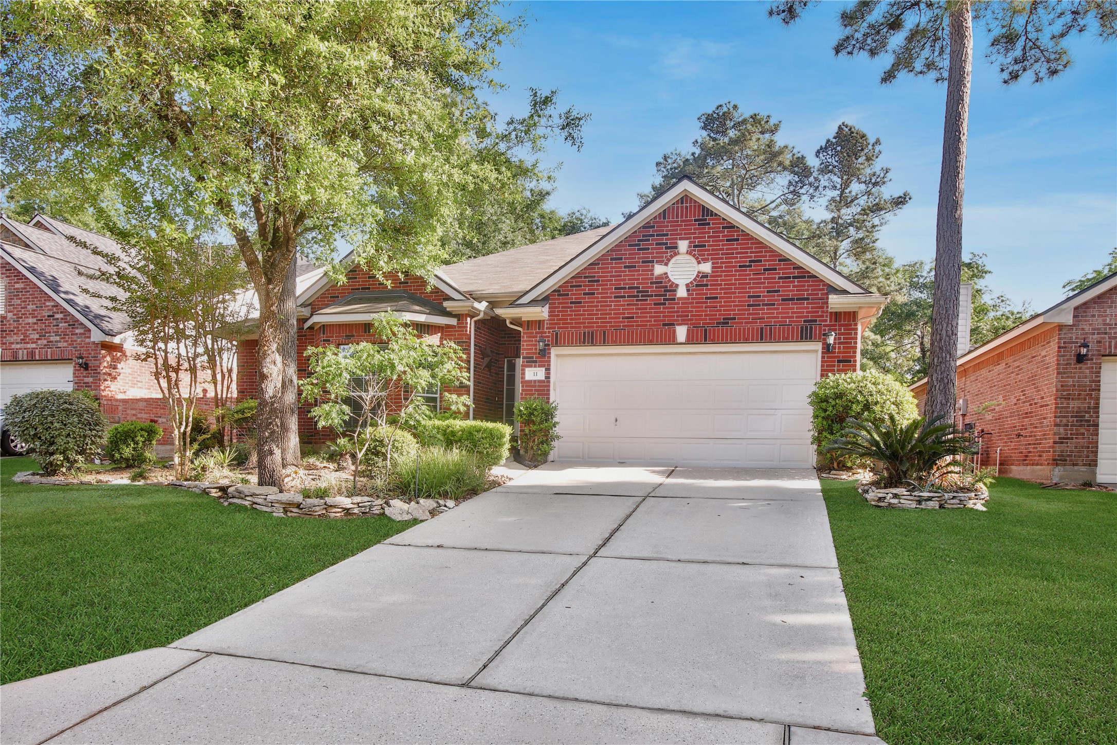 11 Griffin Hill Court Property Photo 3