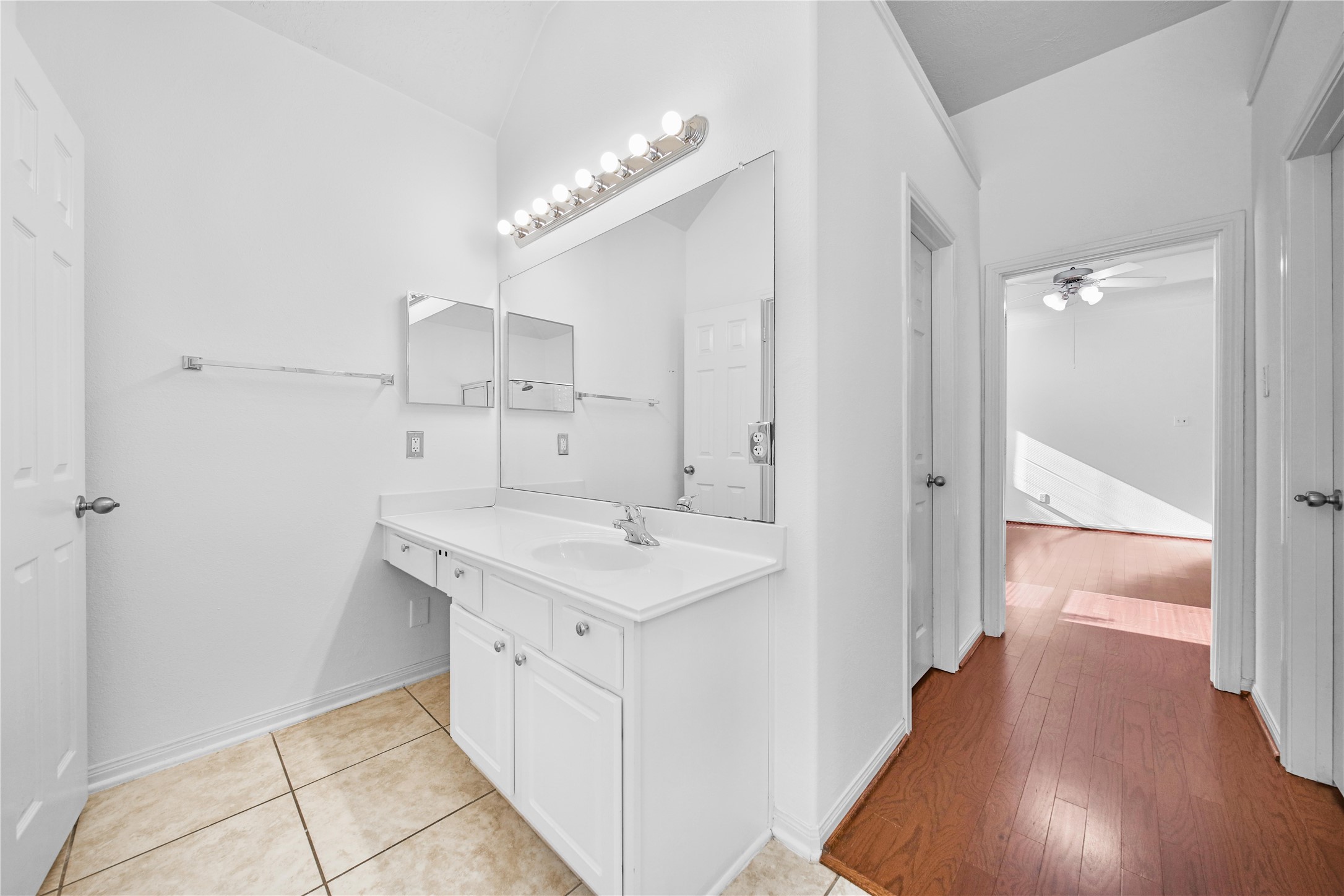 11 Griffin Hill Court Property Photo 14