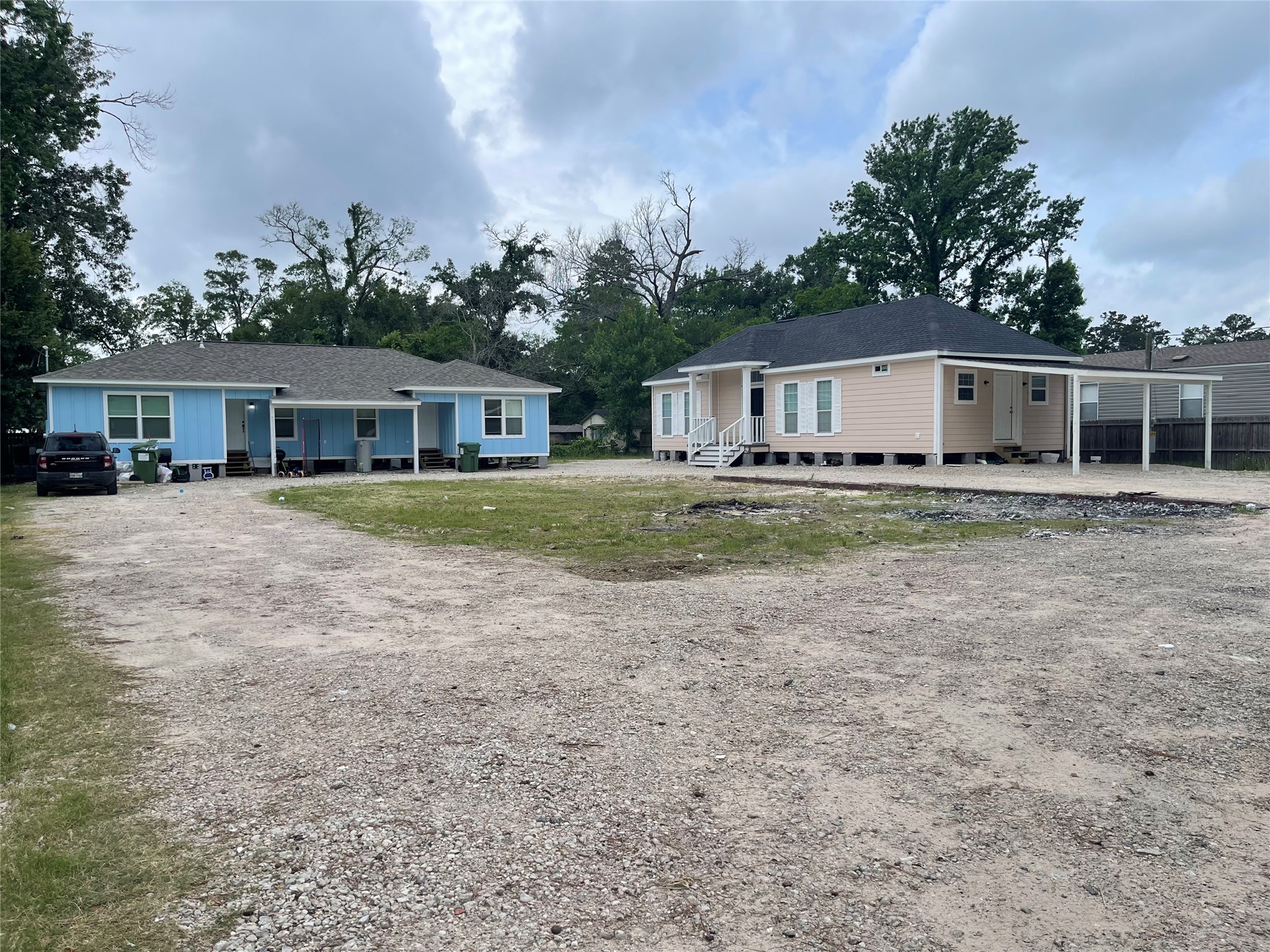 21882 Russell Drive B Property Photo 21