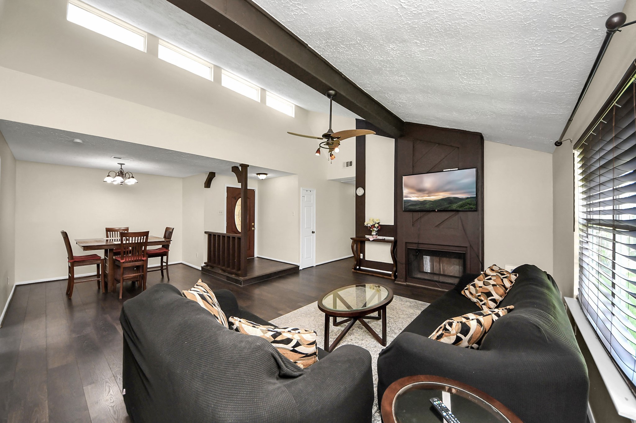 16338 Hunting Dog Court Property Photo 5