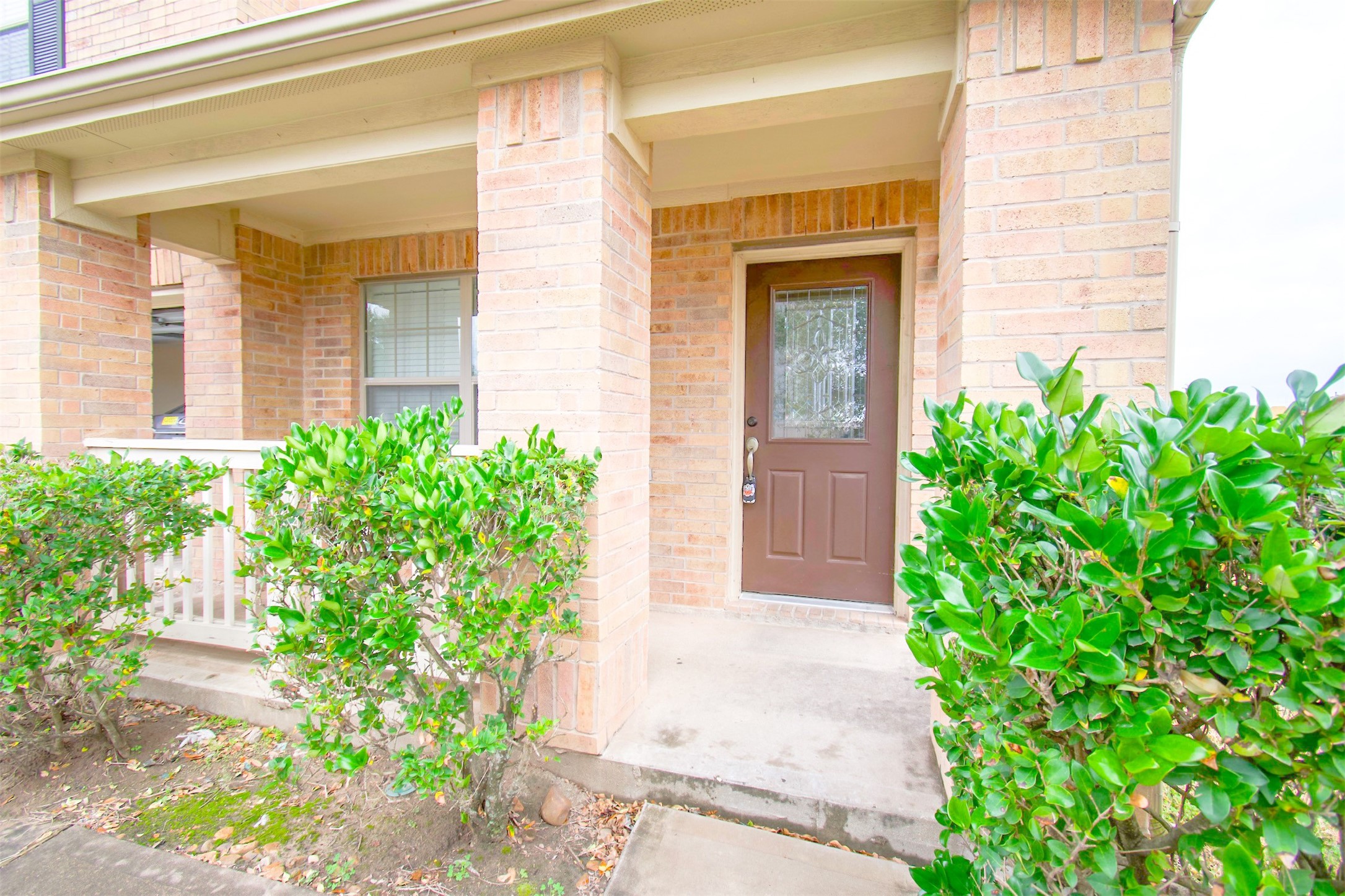 15602 Waumsley Way Property Photo 6