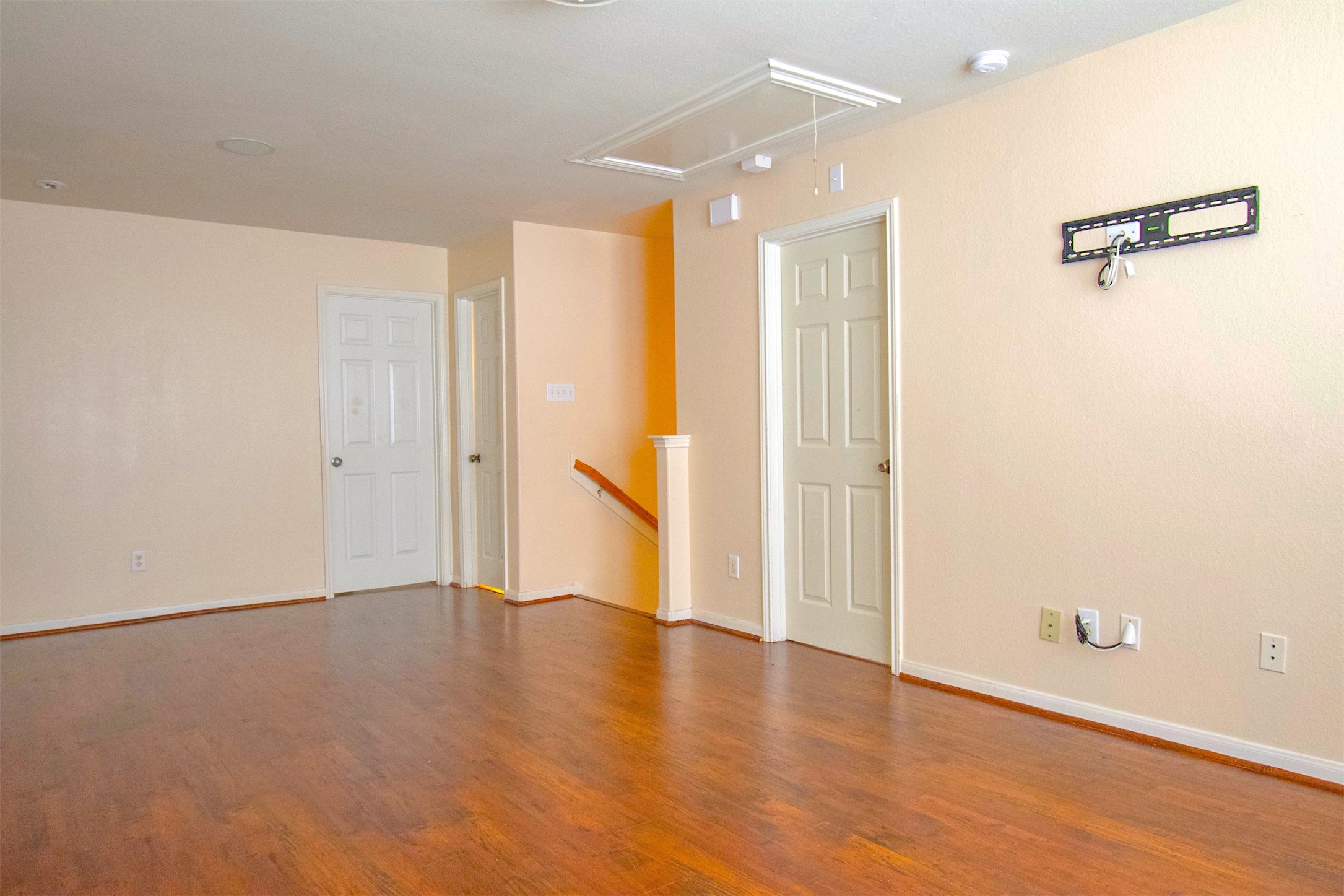 15602 Waumsley Way Property Photo 19