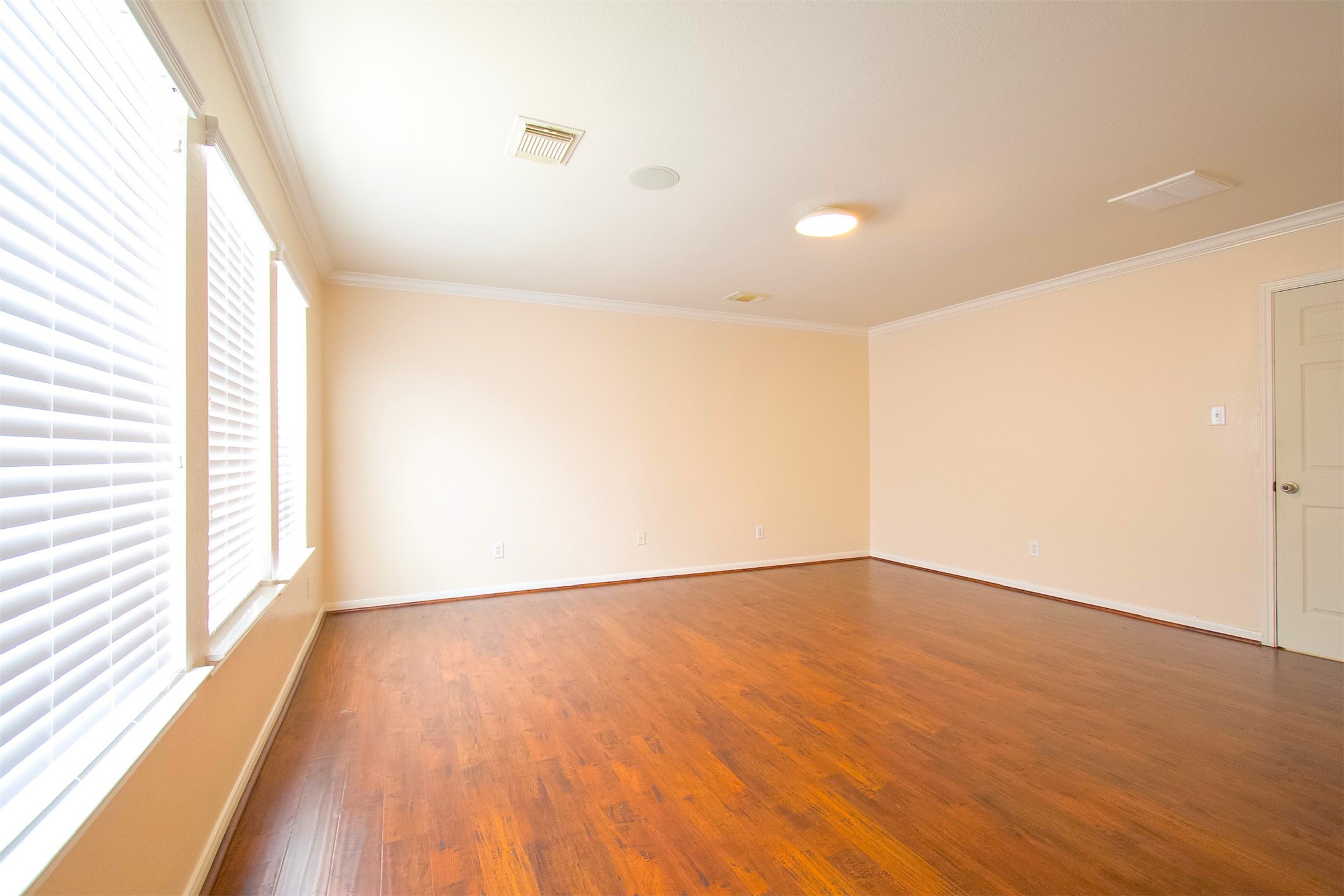 15602 Waumsley Way Property Photo 25