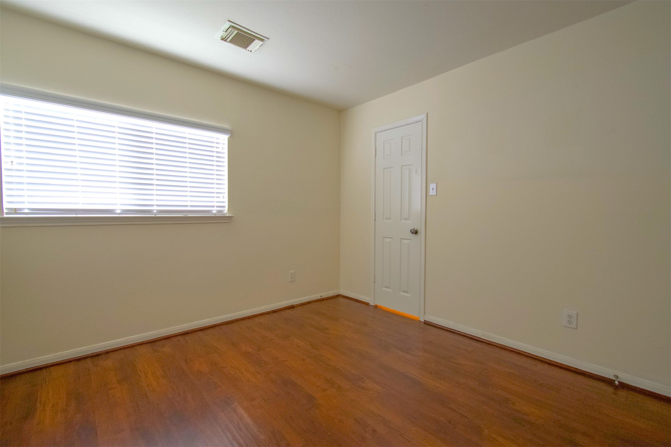 15602 Waumsley Way Property Photo 35