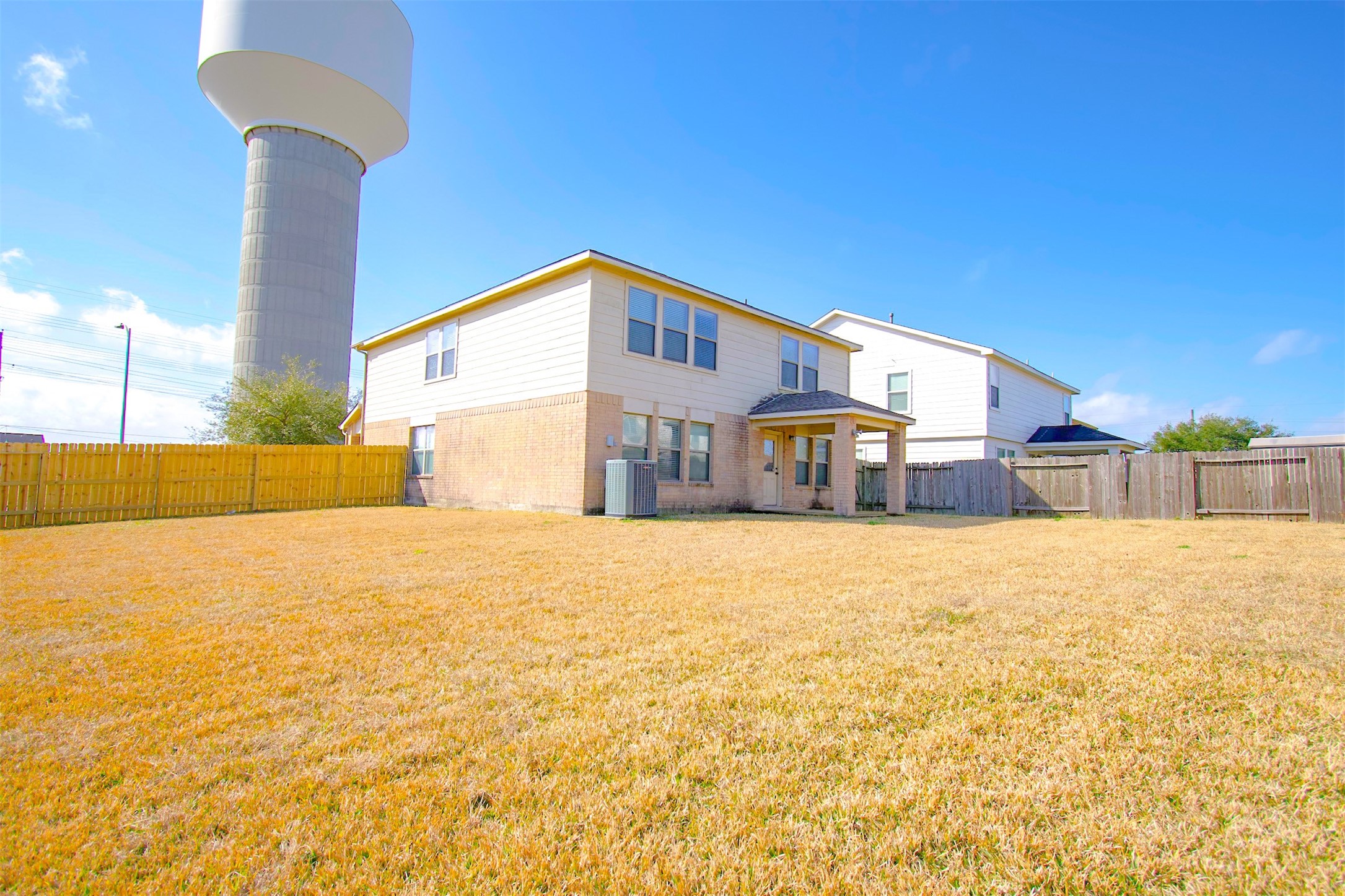15602 Waumsley Way Property Photo 37