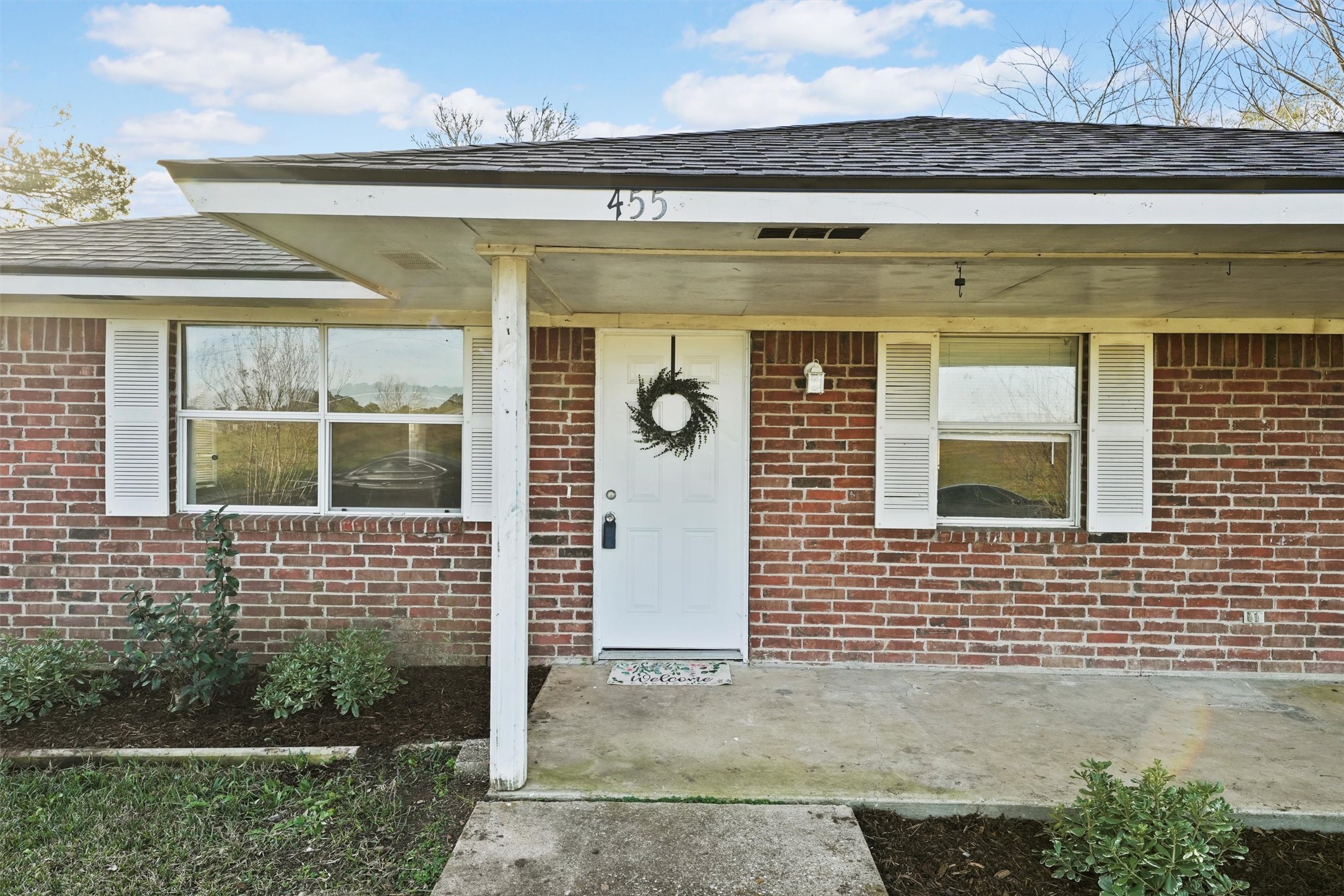 455 Longstreet Road Property Photo
