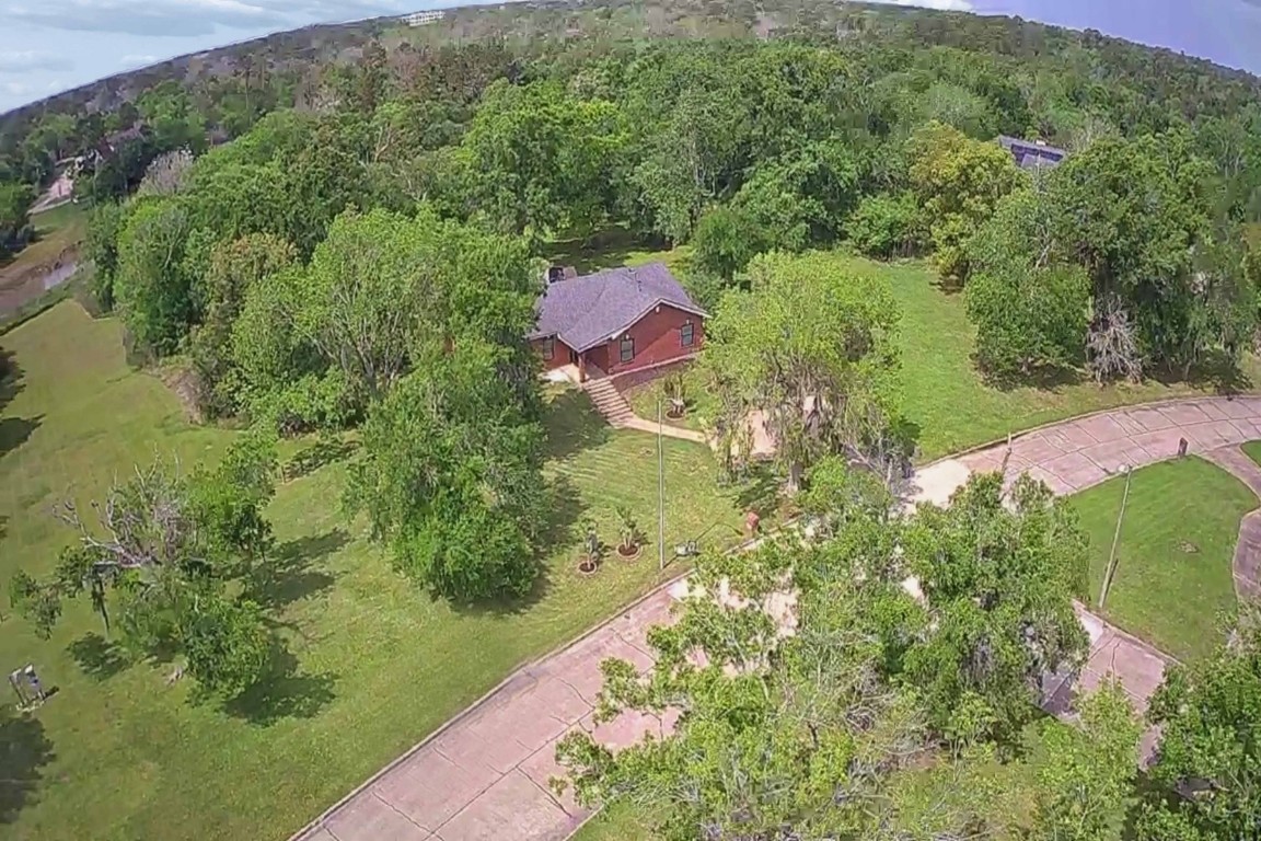 5366 Appleblossom Lane Property Photo 2
