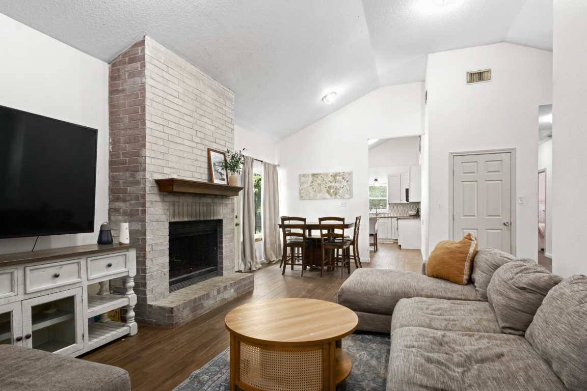 5366 Appleblossom Lane Property Photo 10