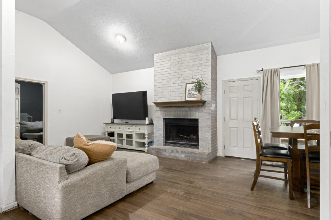 5366 Appleblossom Lane Property Photo 11