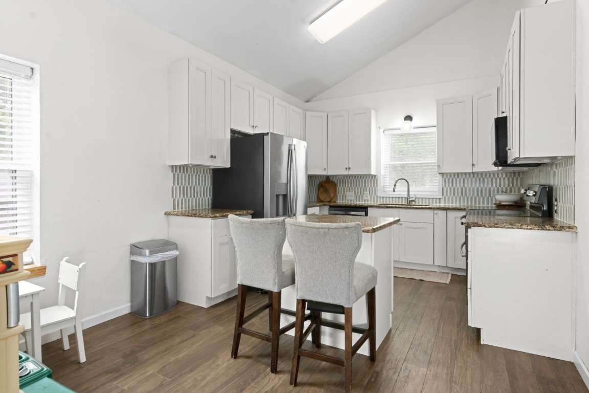 5366 Appleblossom Lane Property Photo 13
