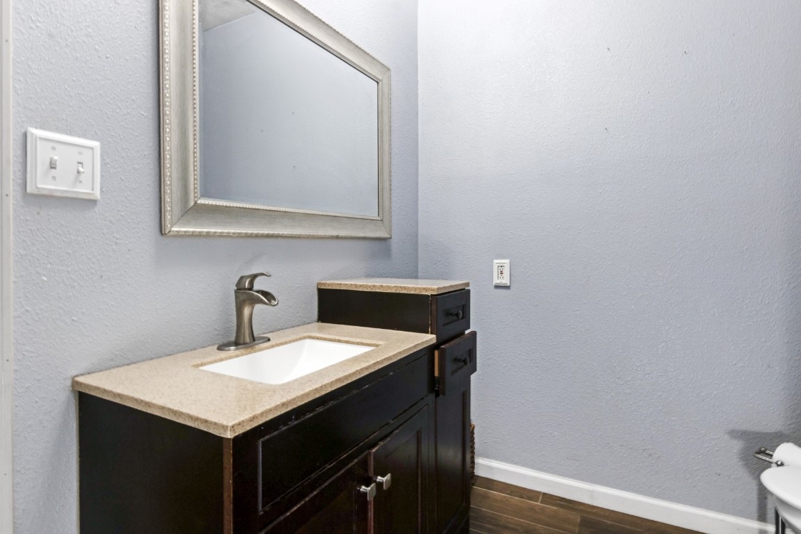 5366 Appleblossom Lane Property Photo 22