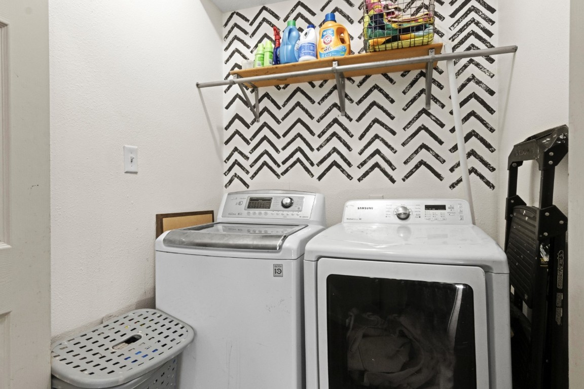 5366 Appleblossom Lane Property Photo 24
