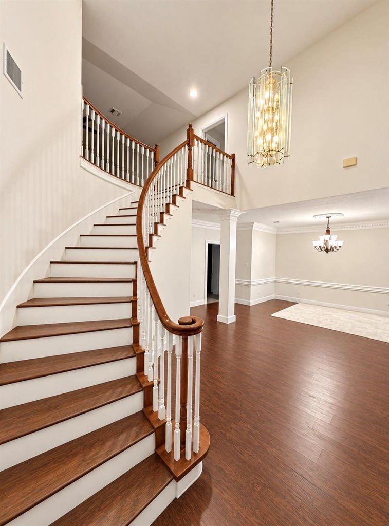 5802 Moss Point Court Property Photo 3