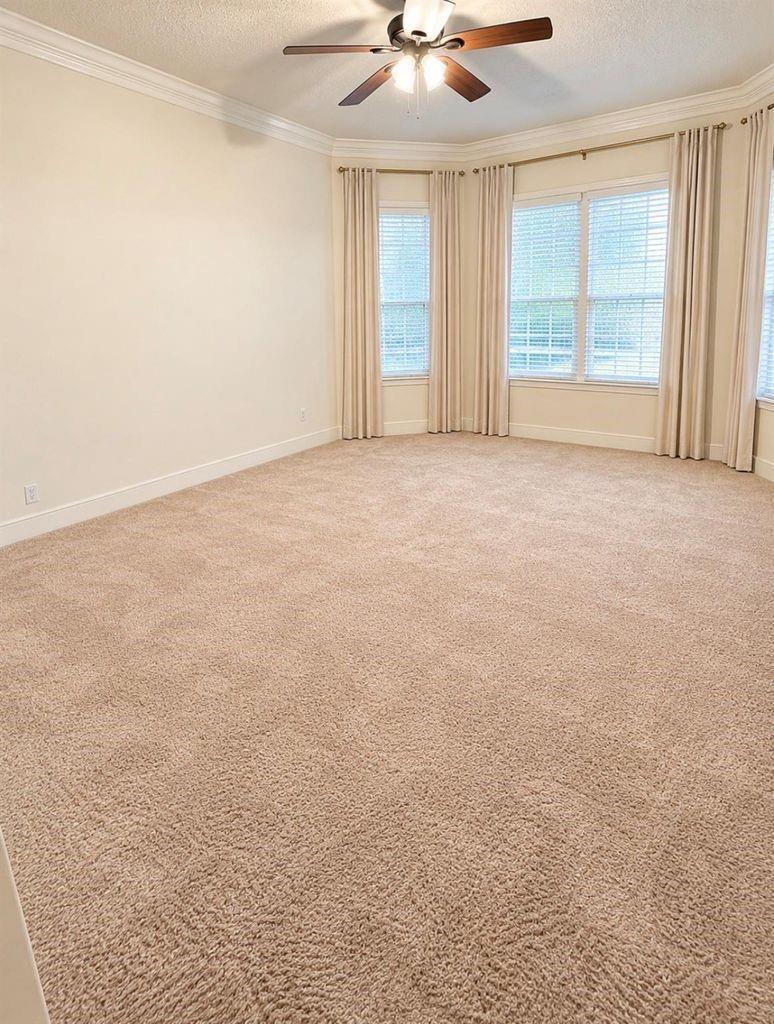5802 Moss Point Court Property Photo 9