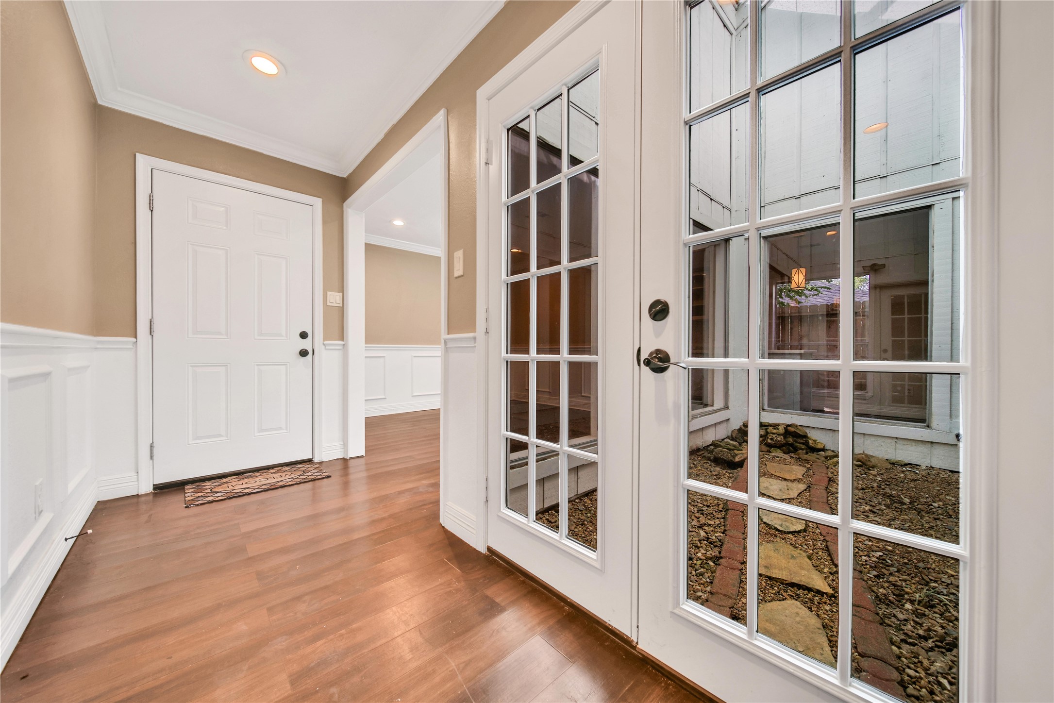 22627 Indian Ridge Drive Property Photo 4
