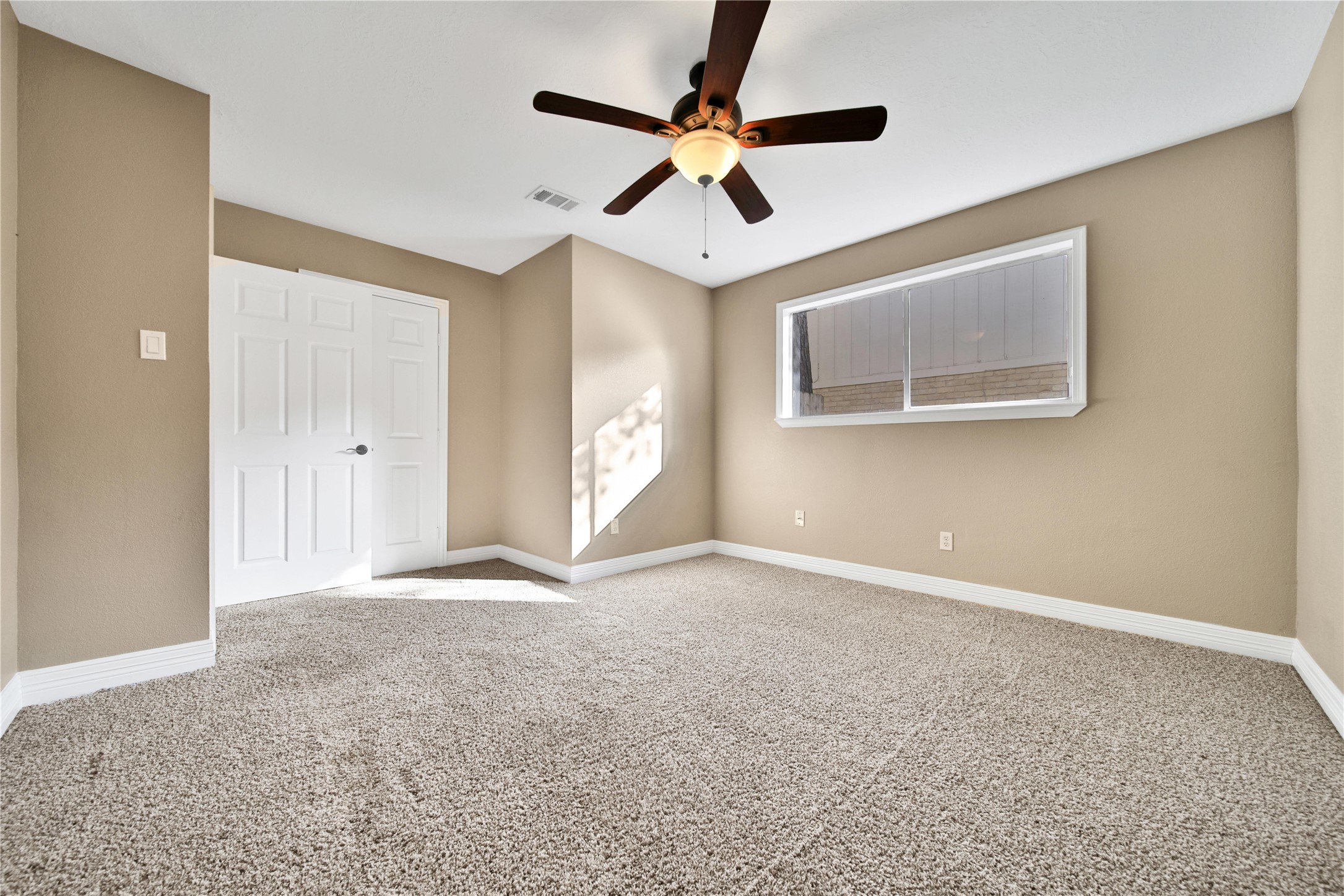 22627 Indian Ridge Drive Property Photo 18