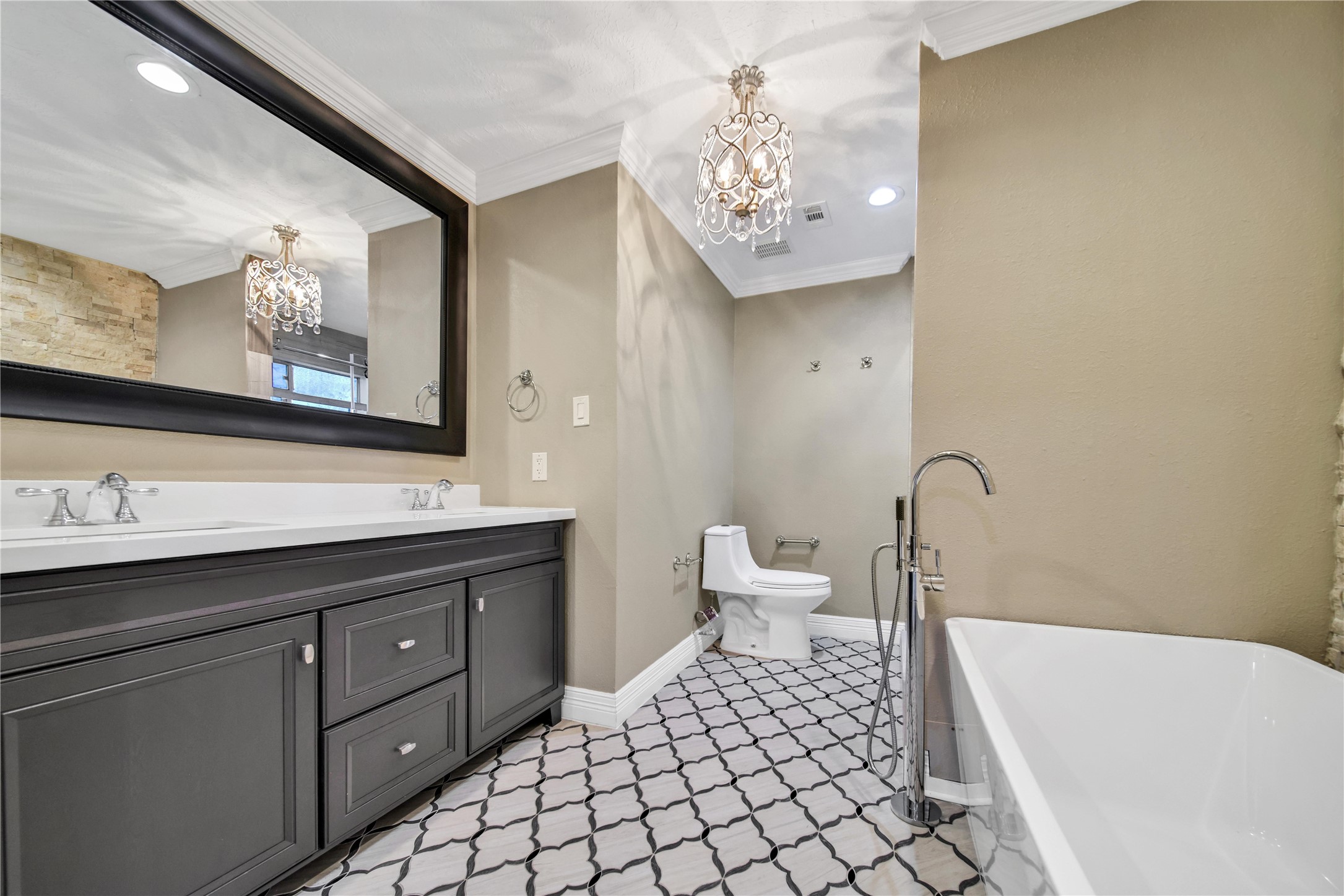 22627 Indian Ridge Drive Property Photo 22