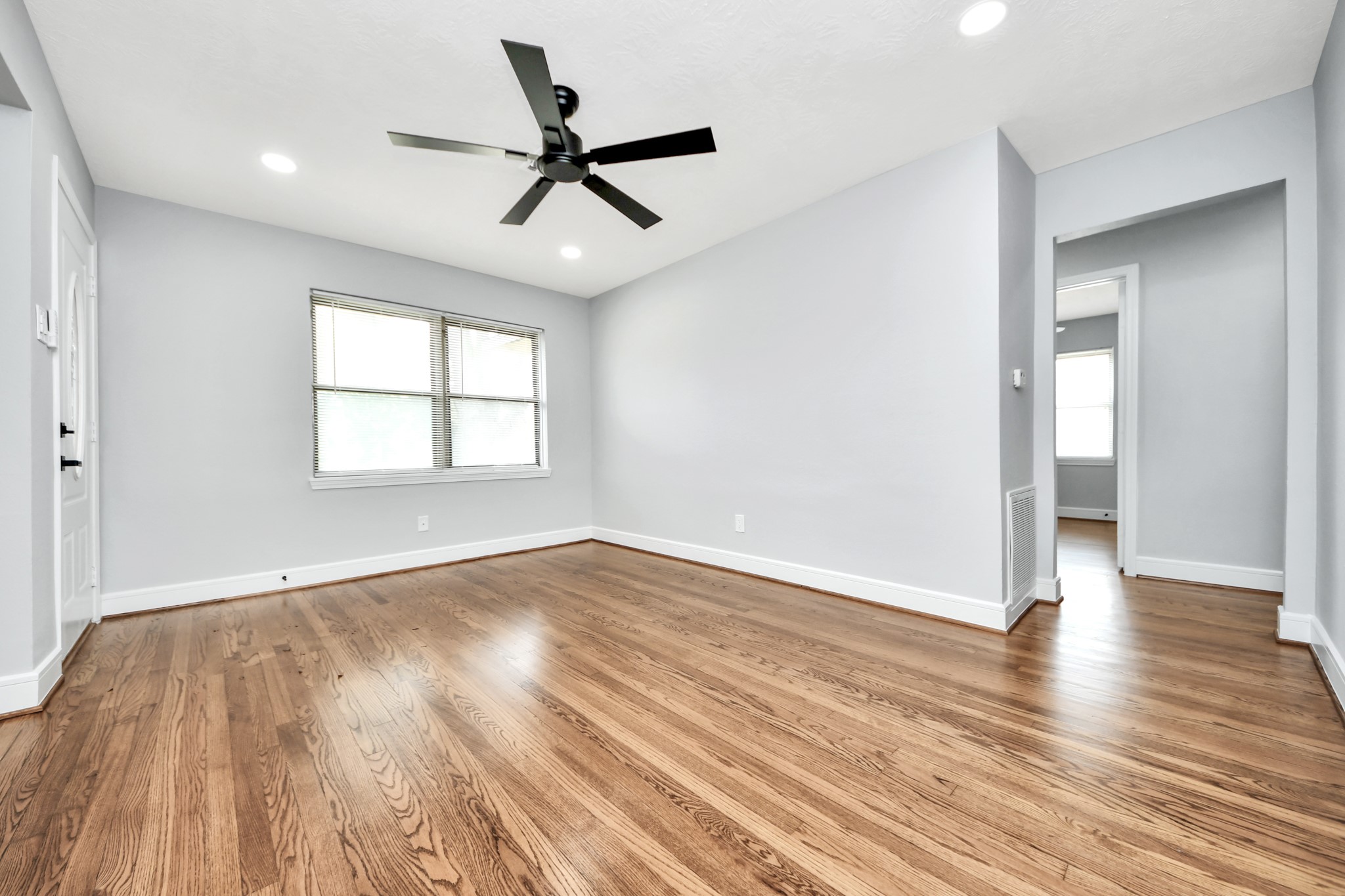 2212 Raspberry Lane Property Photo 5