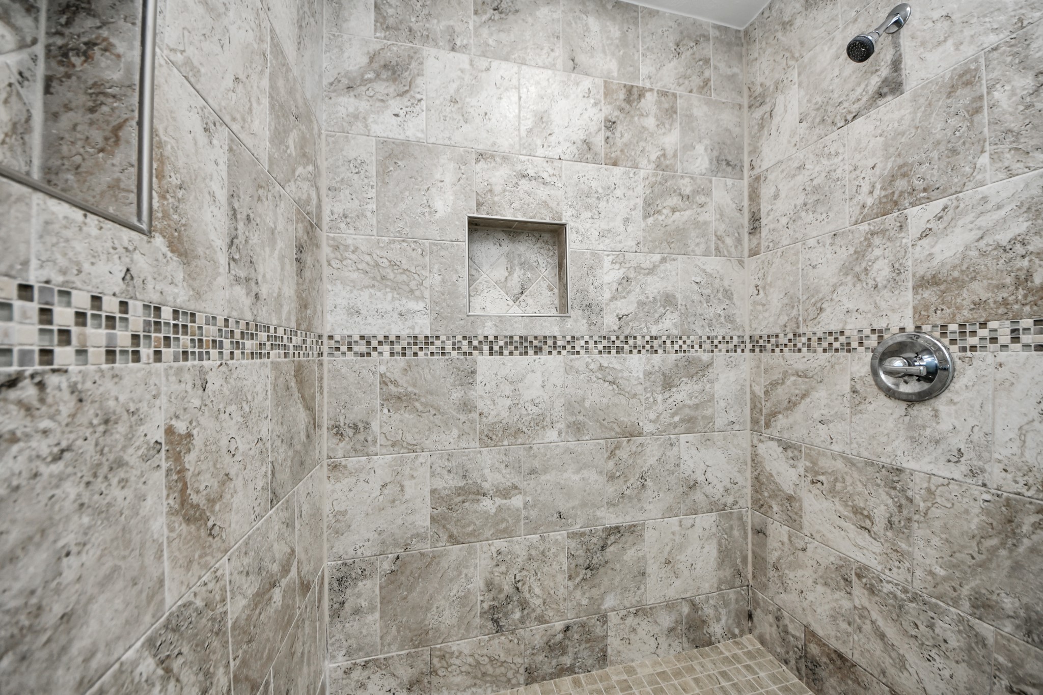 2212 Raspberry Lane Property Photo 23