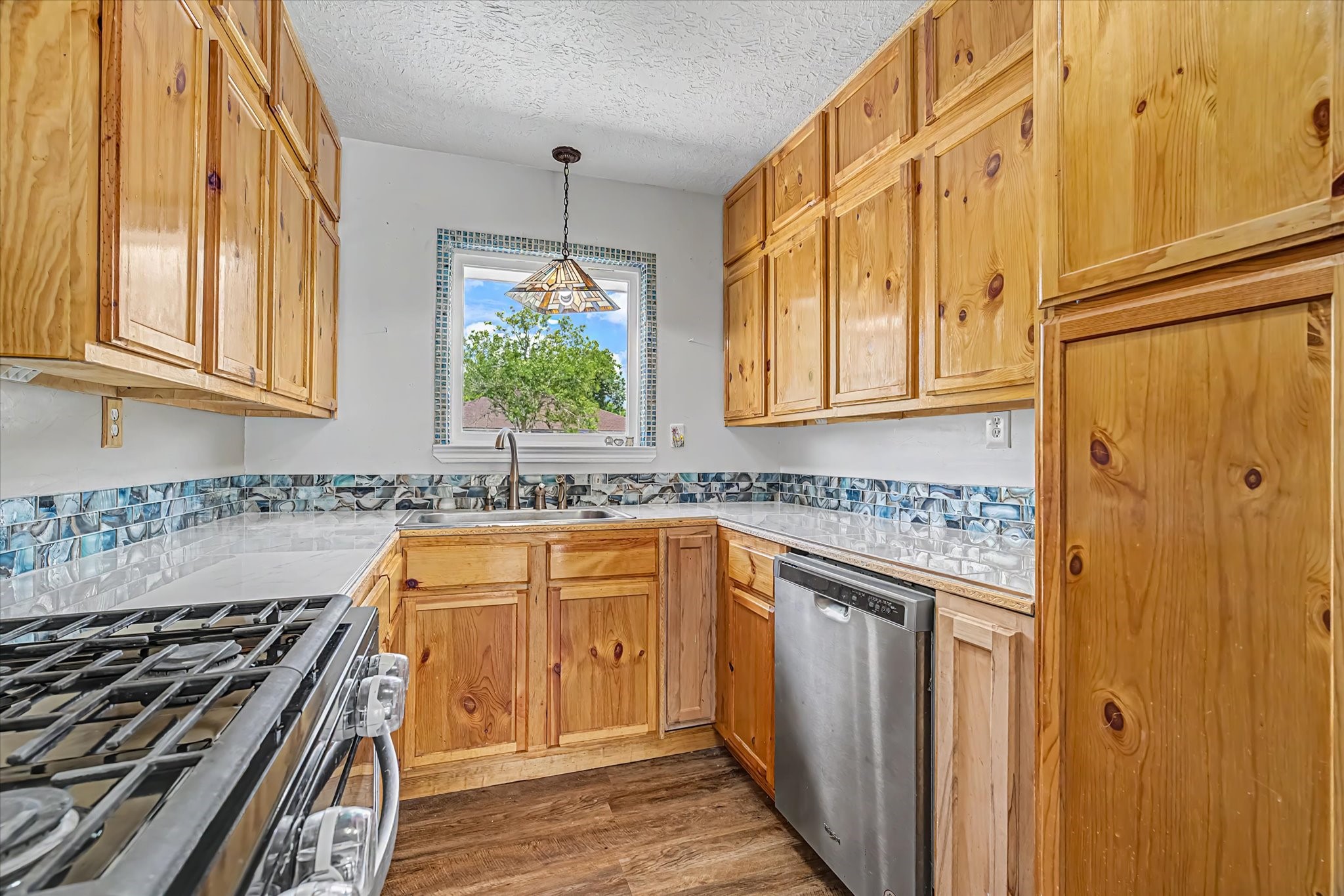 203 Hickory Street Property Photo 13