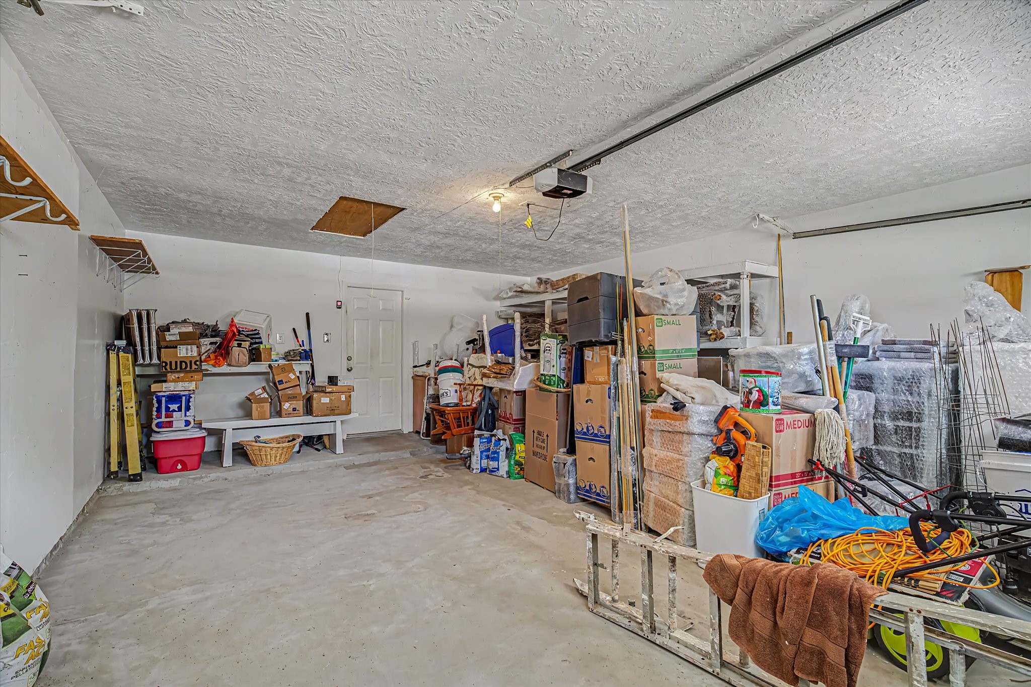 203 Hickory Street Property Photo 28