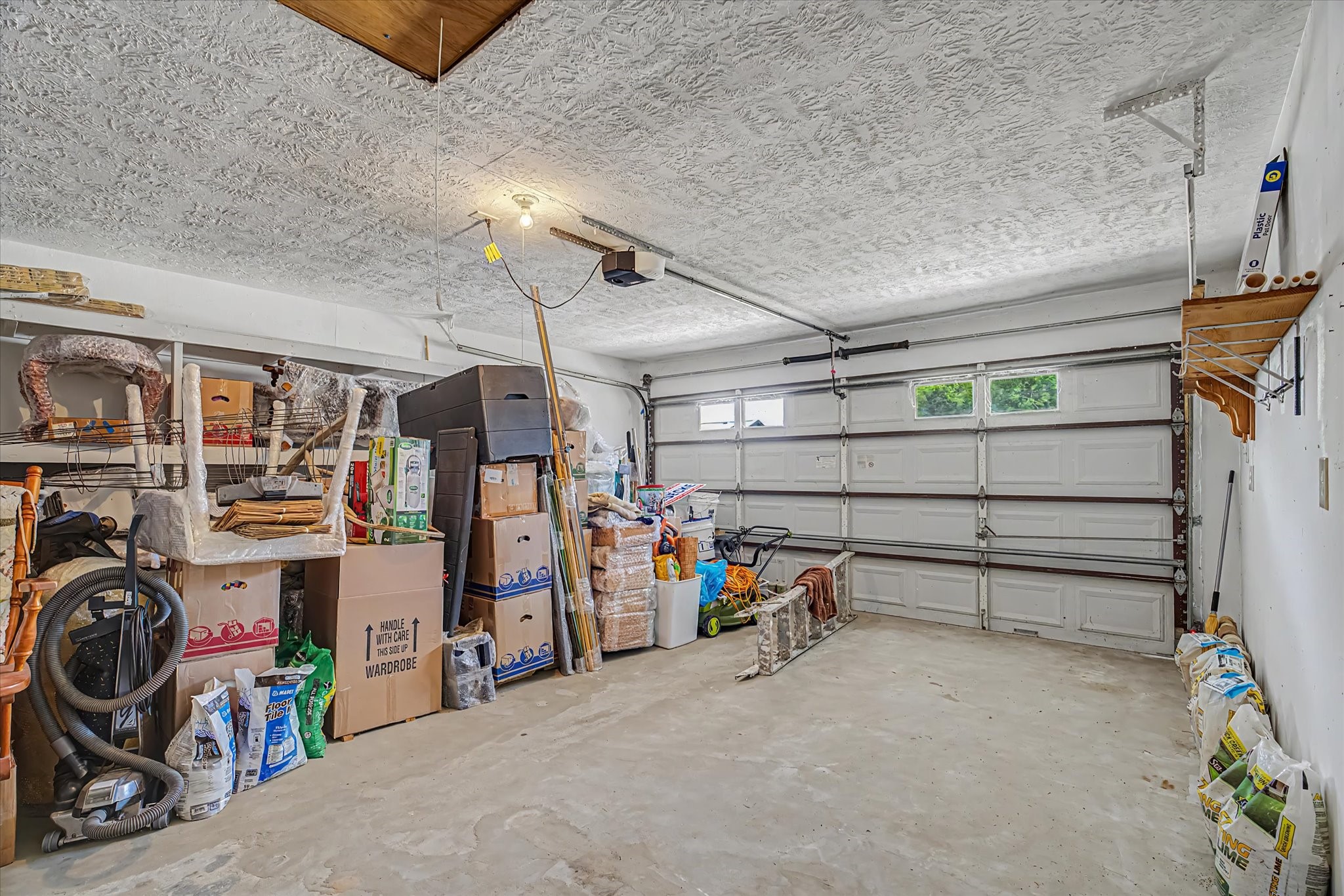 203 Hickory Street Property Photo 29