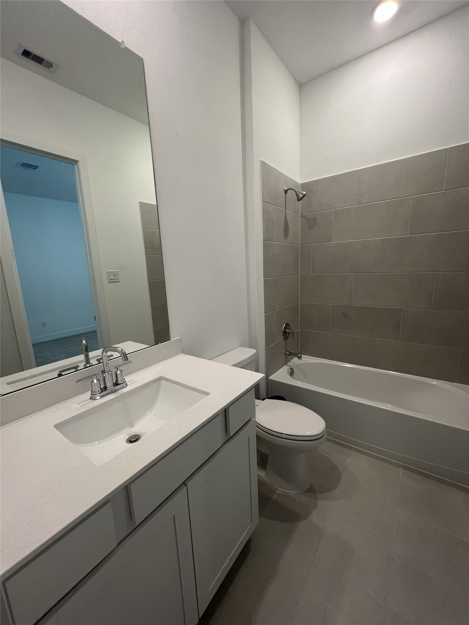 2619 Grove Crest Drive Property Photo 12