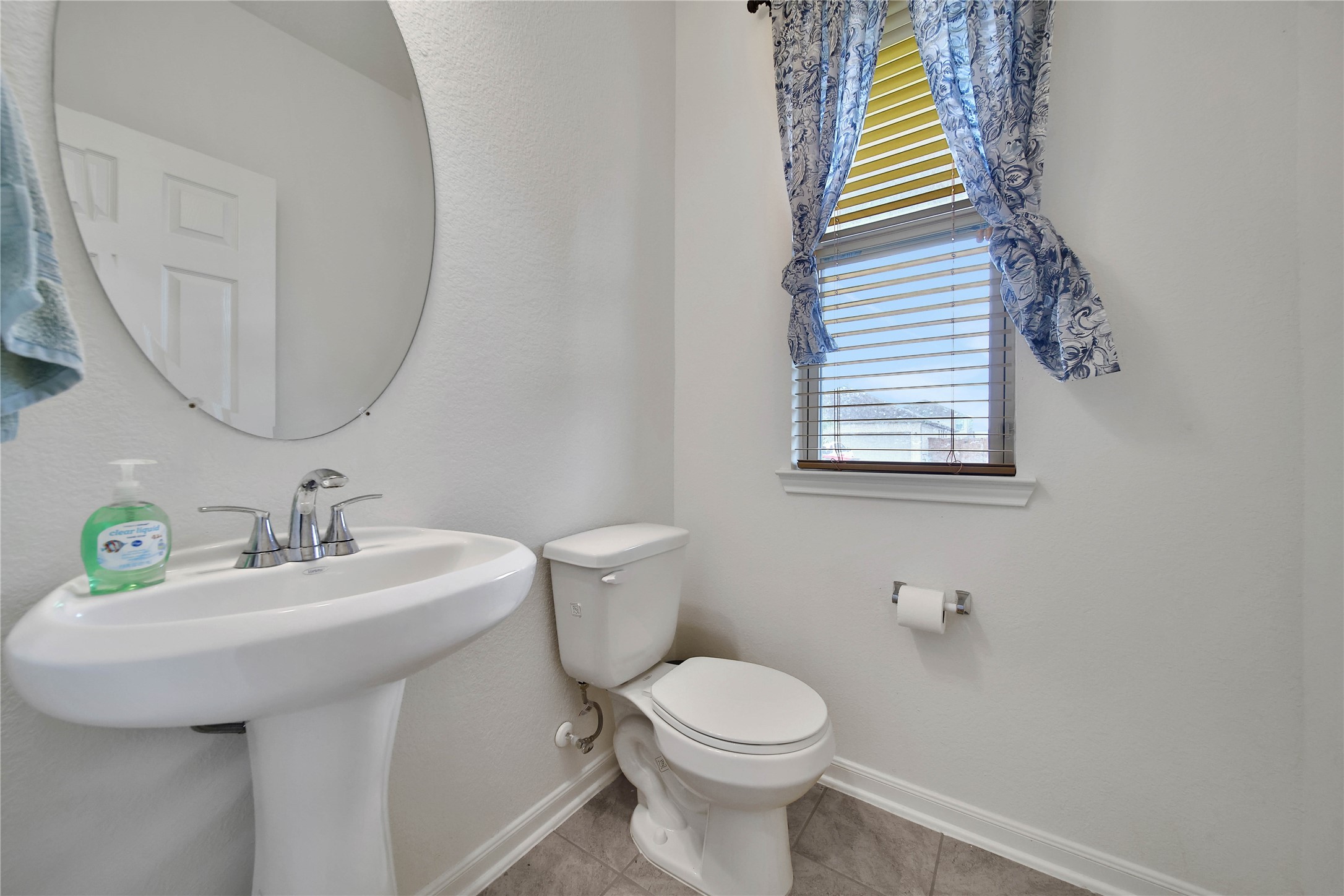 7710 Royal Oasis Lane Property Photo 11