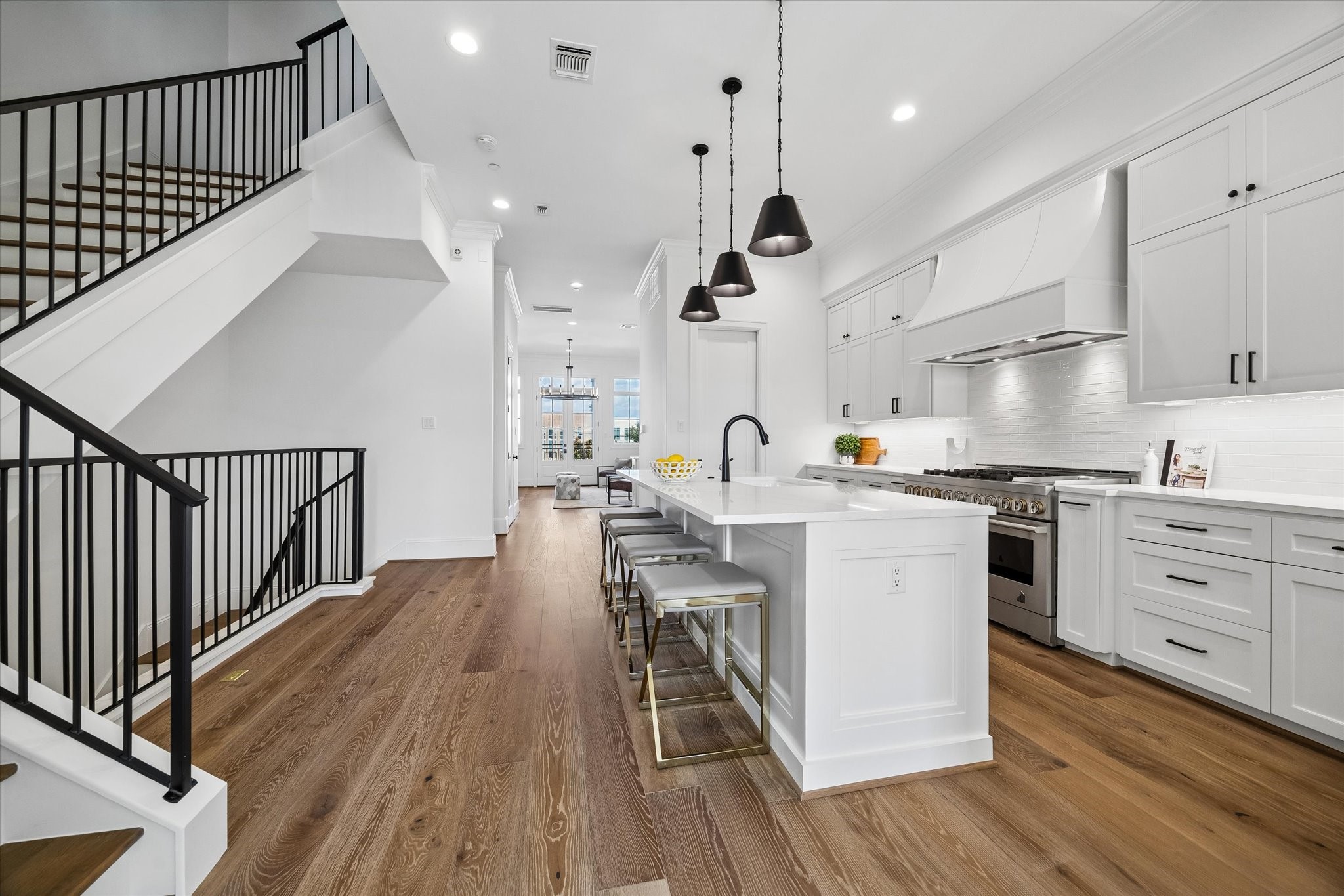 22 Crain Square Boulevard Property Photo 13