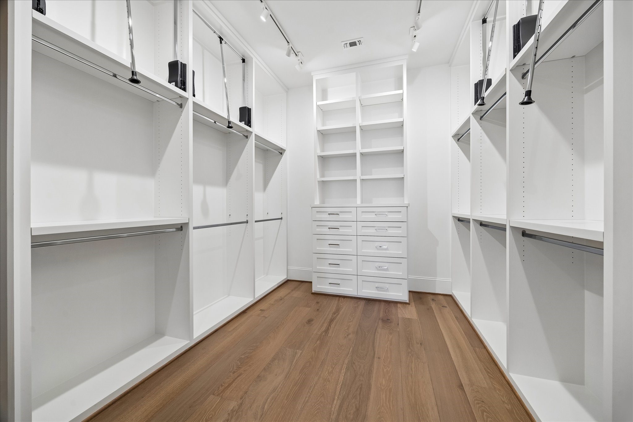 22 Crain Square Boulevard Property Photo 22