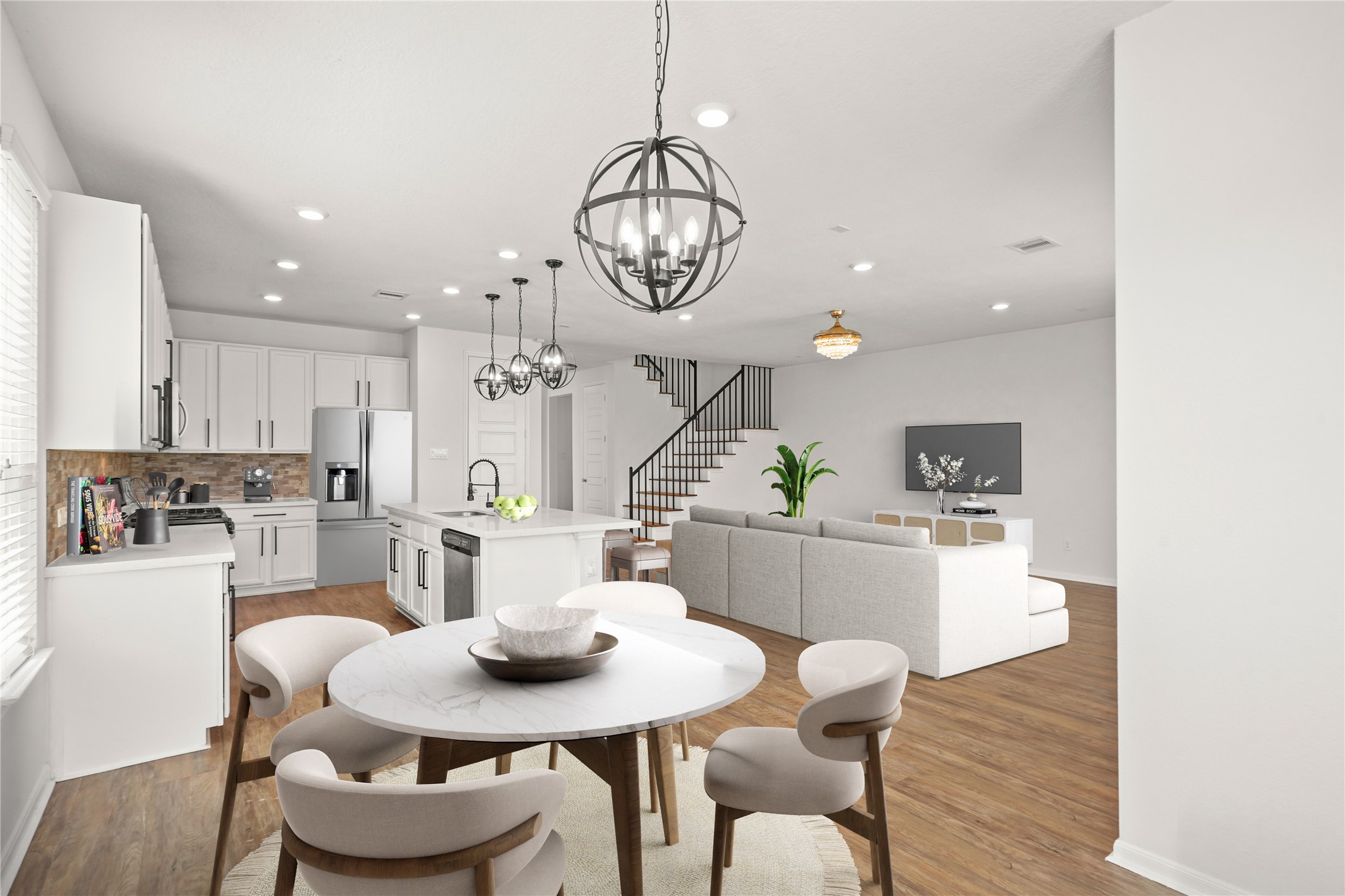 25422 Junction Meadow Trail Property Photo 4