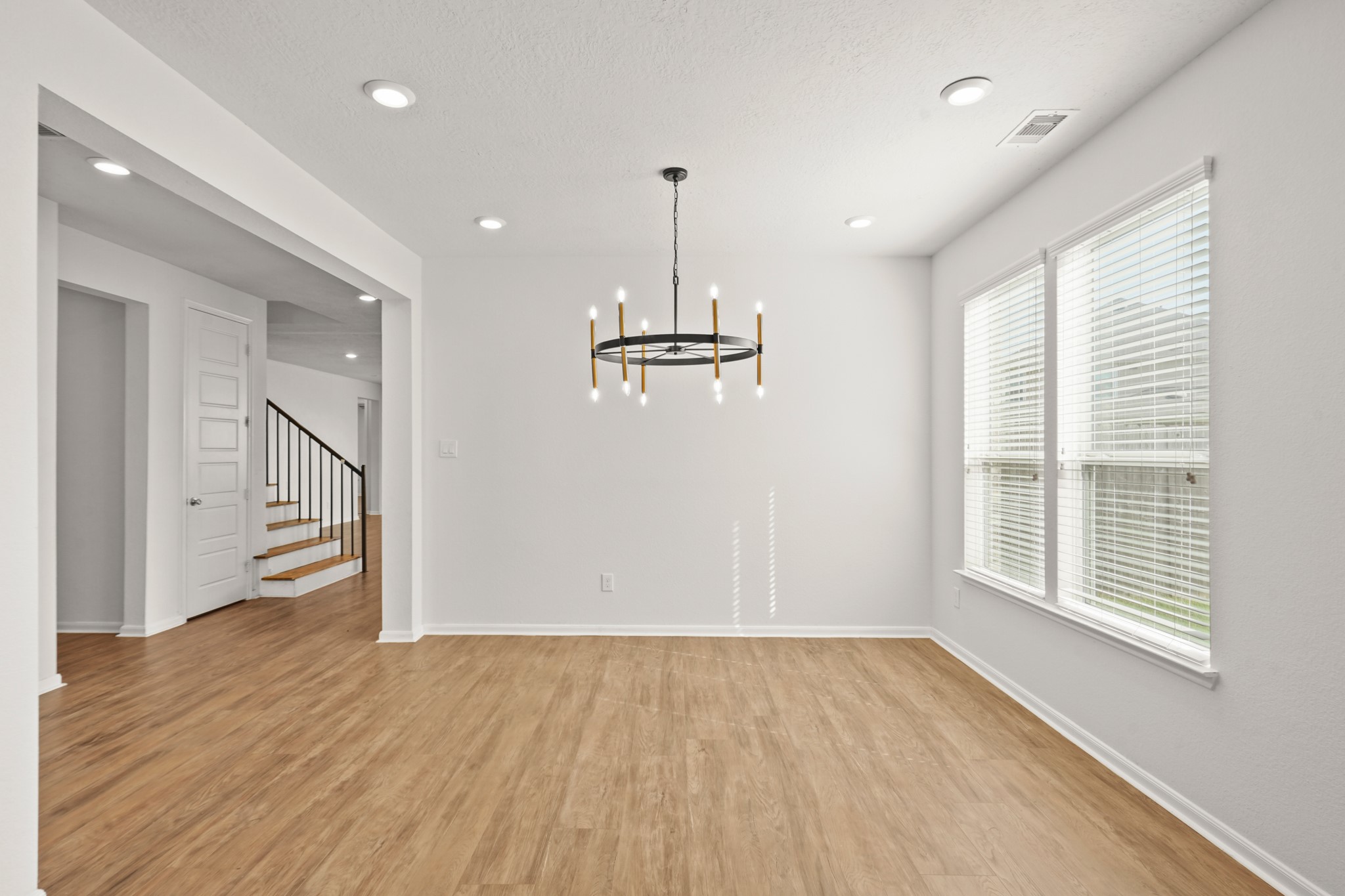 25422 Junction Meadow Trail Property Photo 9