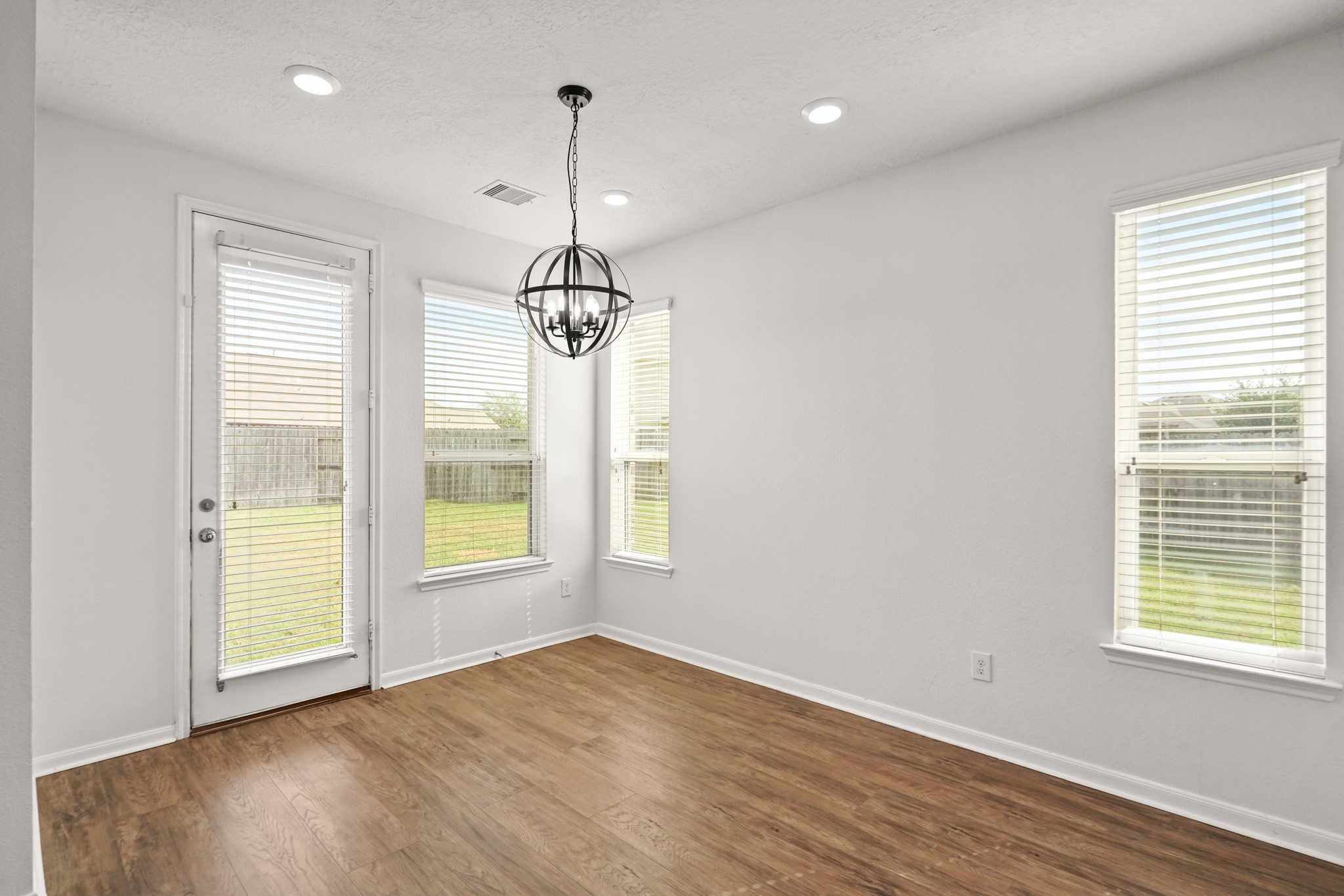 25422 Junction Meadow Trail Property Photo 15