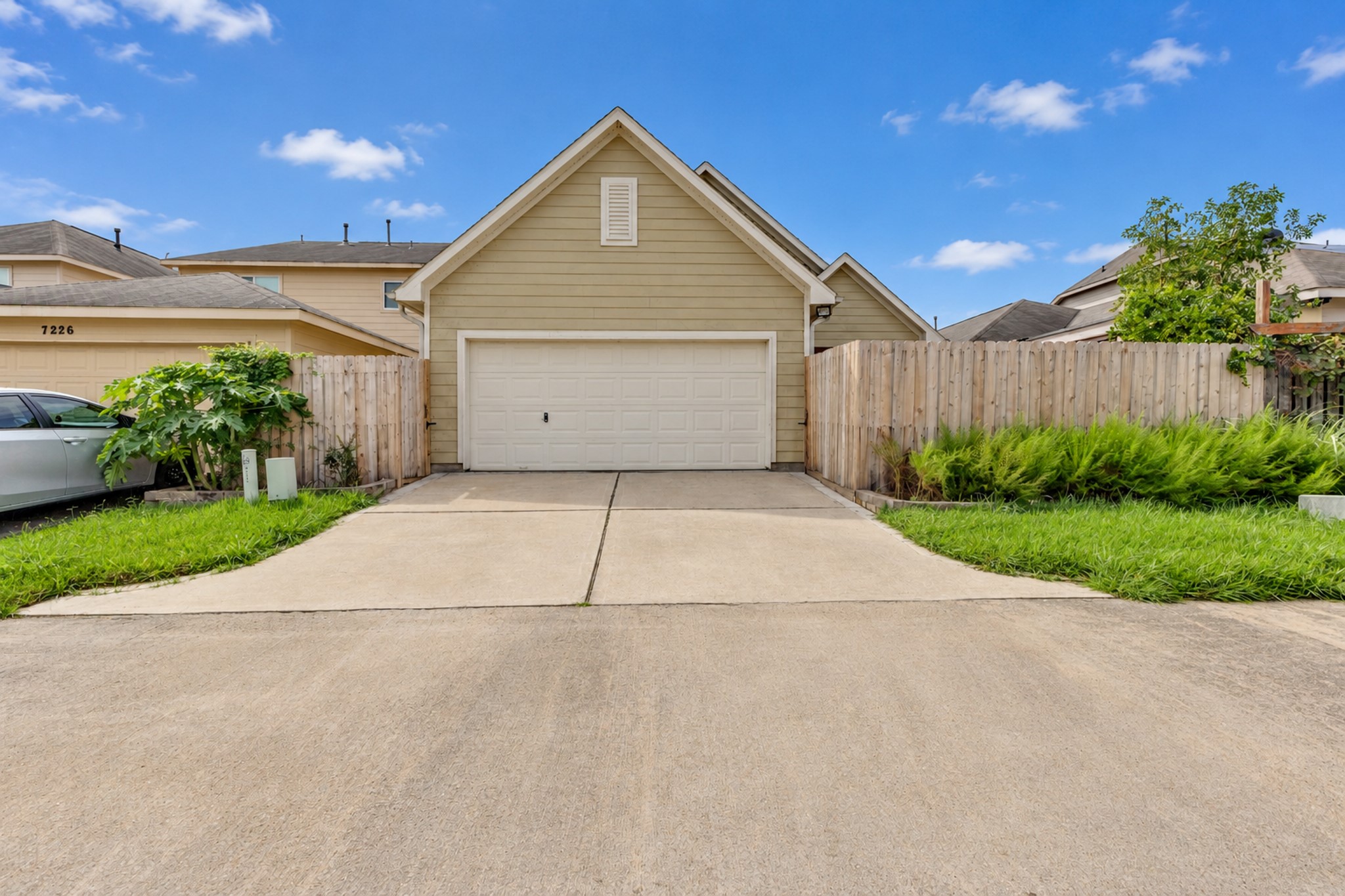 7230 Autumn Sun Drive Property Photo 34