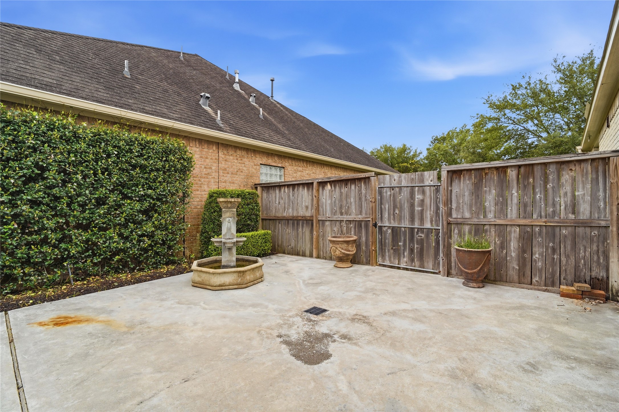 2419 S Venice Drive Property Photo 37