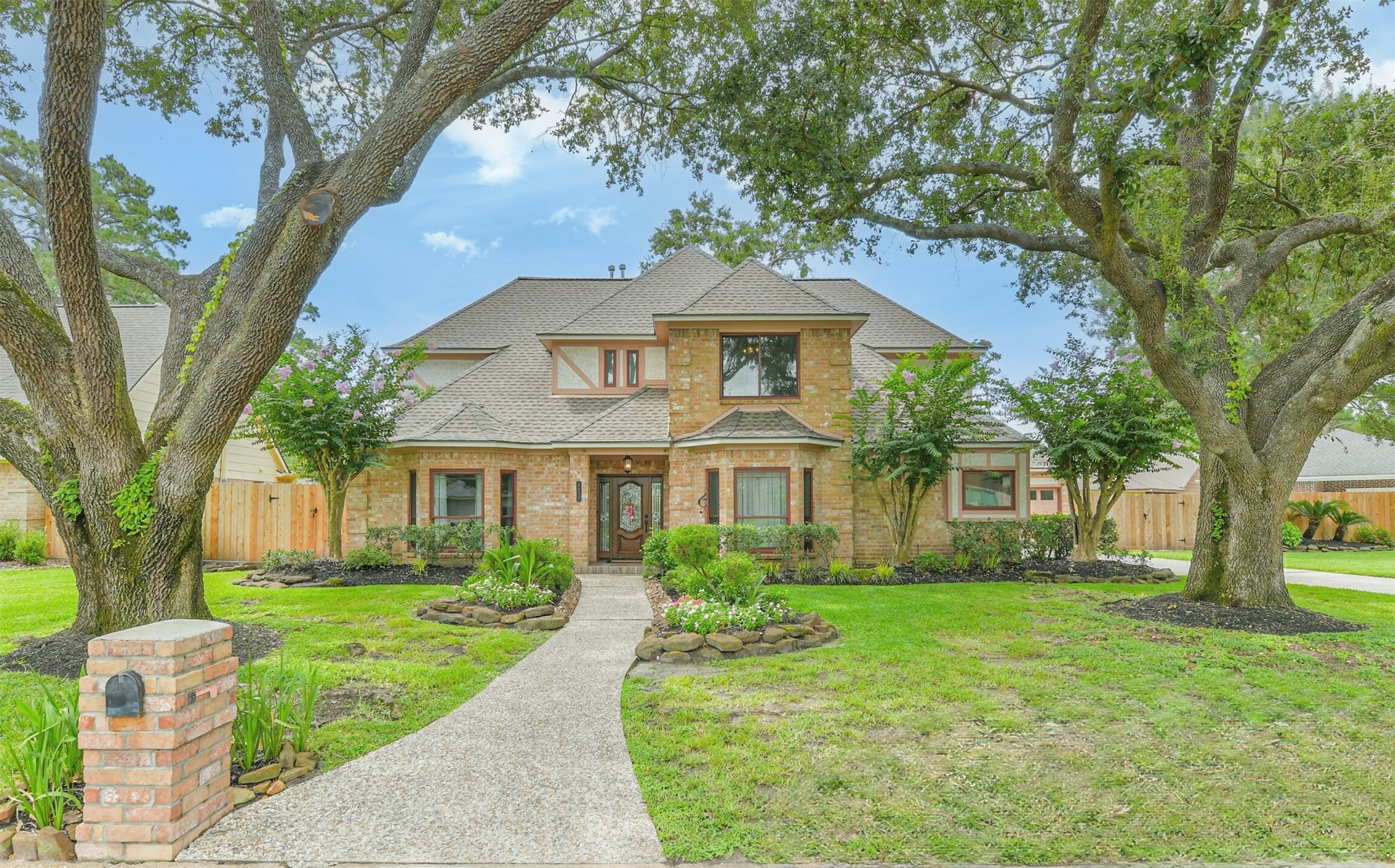 8011 Pine Cup Circle Property Photo 1