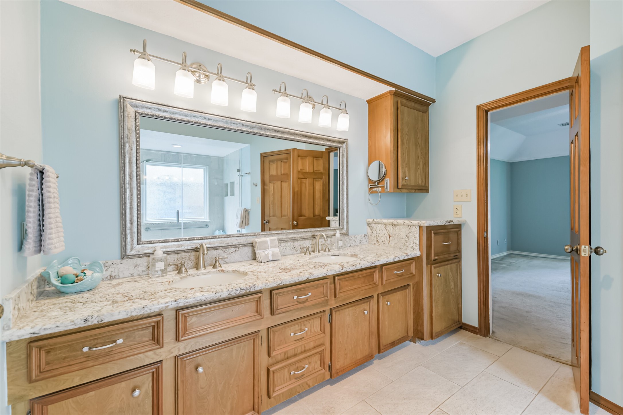 8011 Pine Cup Circle Property Photo 17