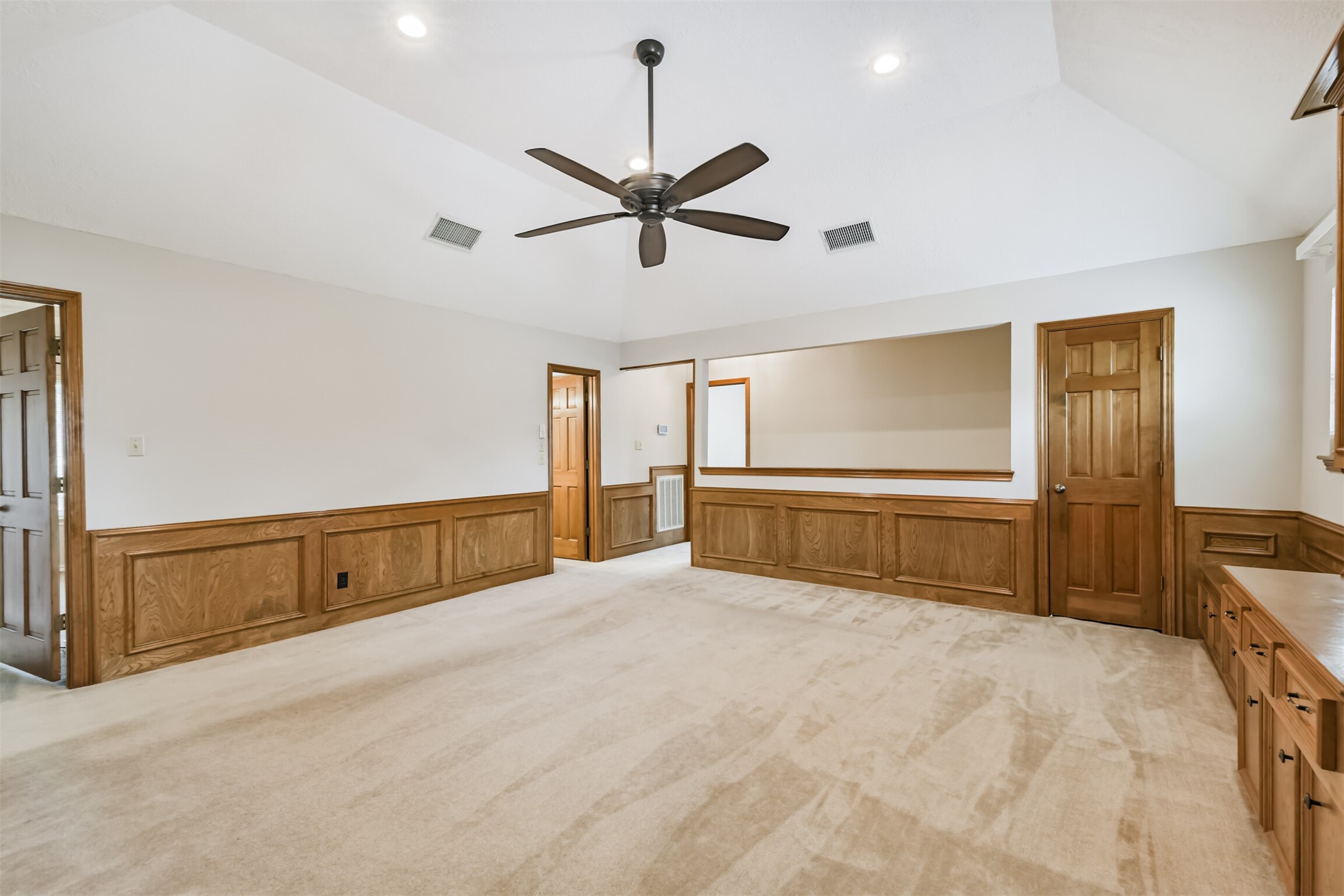 8011 Pine Cup Circle Property Photo 19