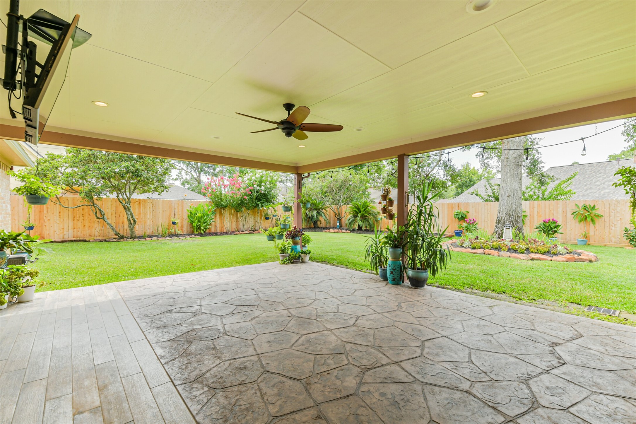 8011 Pine Cup Circle Property Photo 27