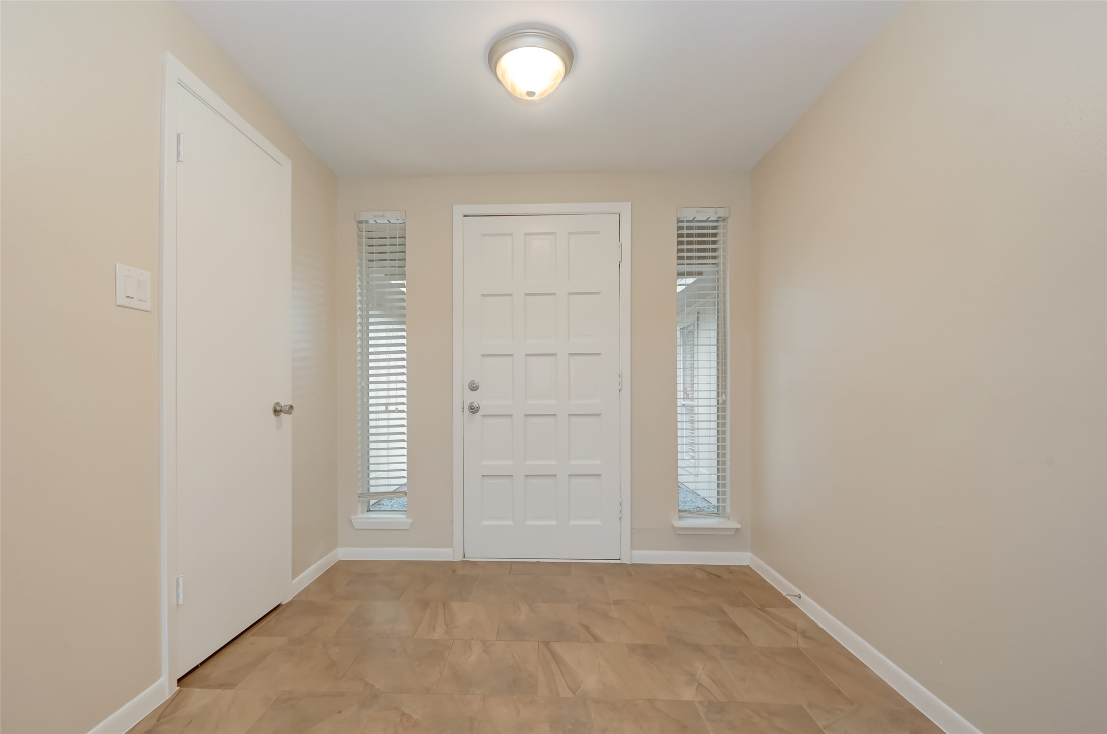 1022 Hidden Canyon Road Property Photo 5