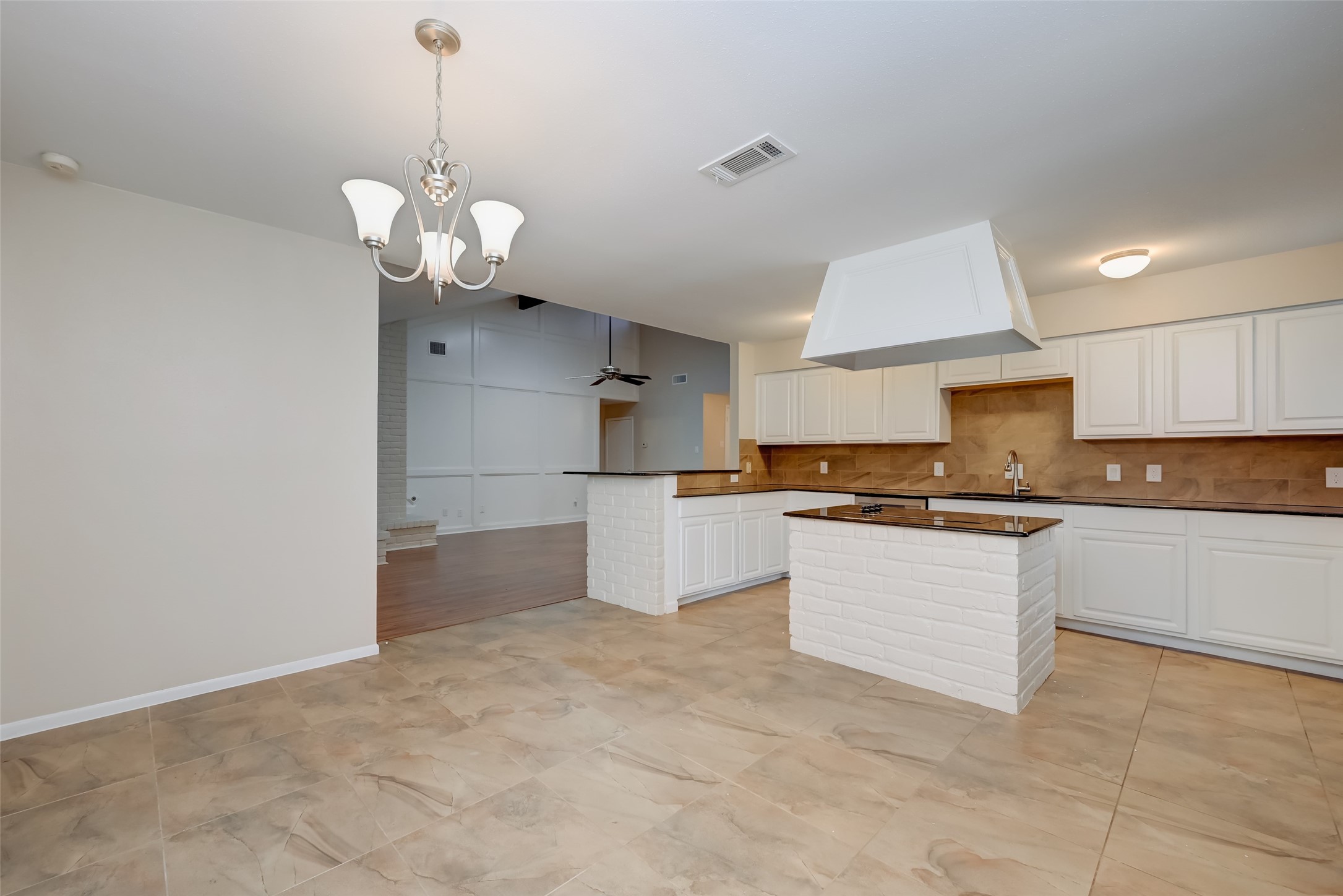 1022 Hidden Canyon Road Property Photo 15