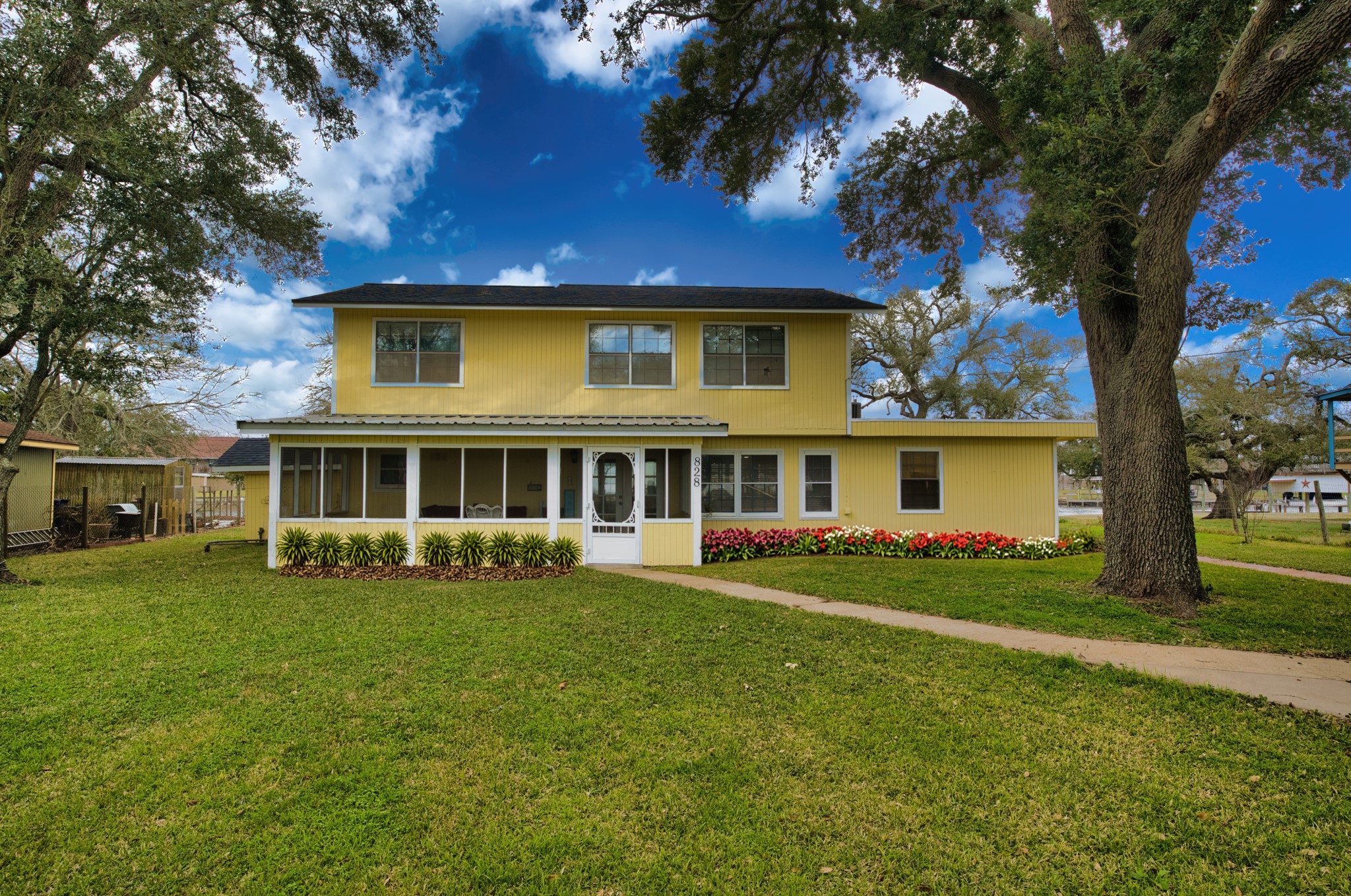 828 County Road 206 Property Photo 1