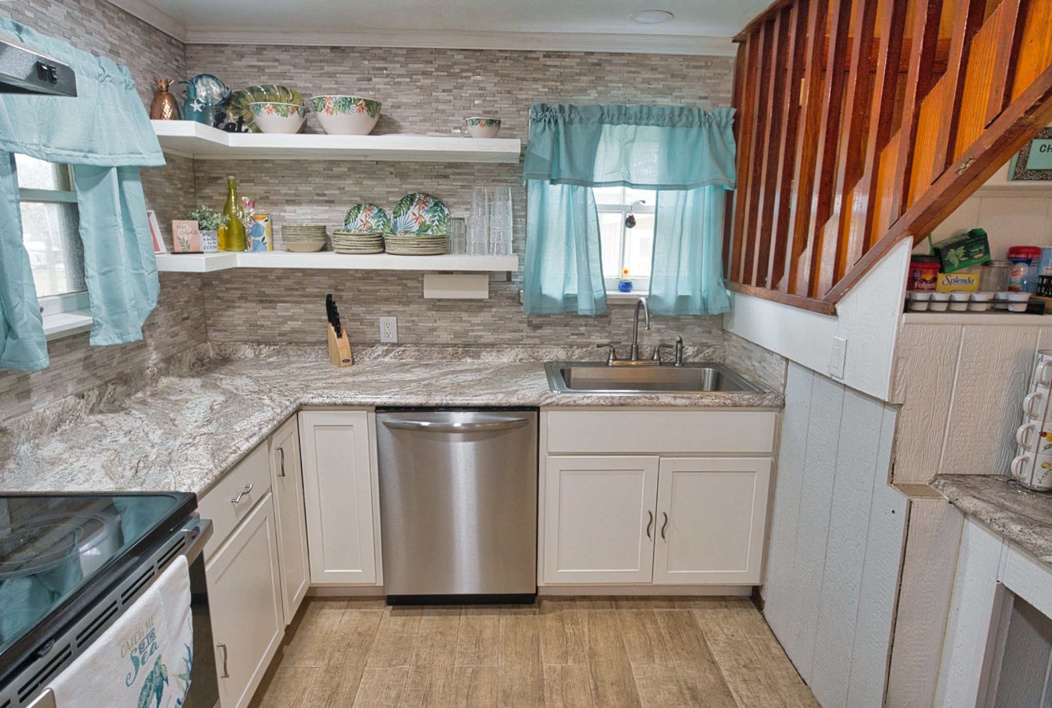 828 County Road 206 Property Photo 9